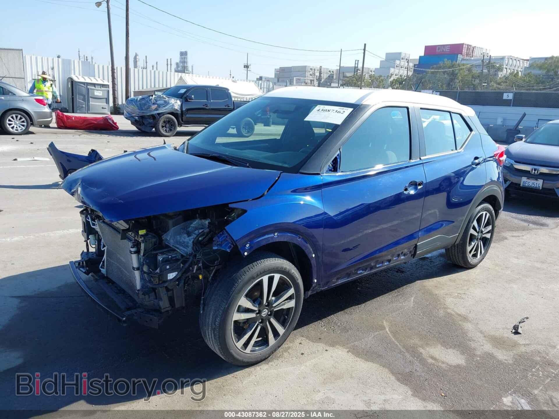 2019 NISSAN KICKS - VIN: 3N1CP5CU3KL549463 - Фото 2