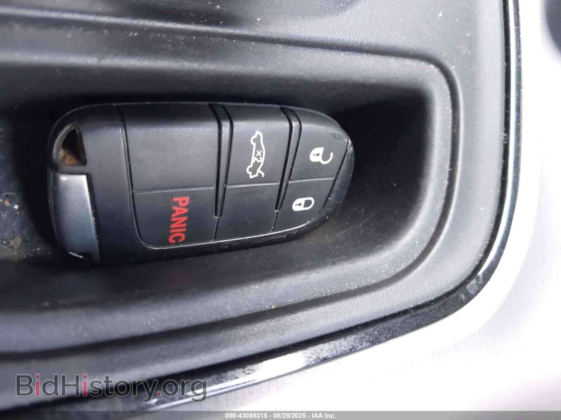 2019 DODGE CHALLENGER - VIN: 2C3CDZAG1KH505887 - Фото 11