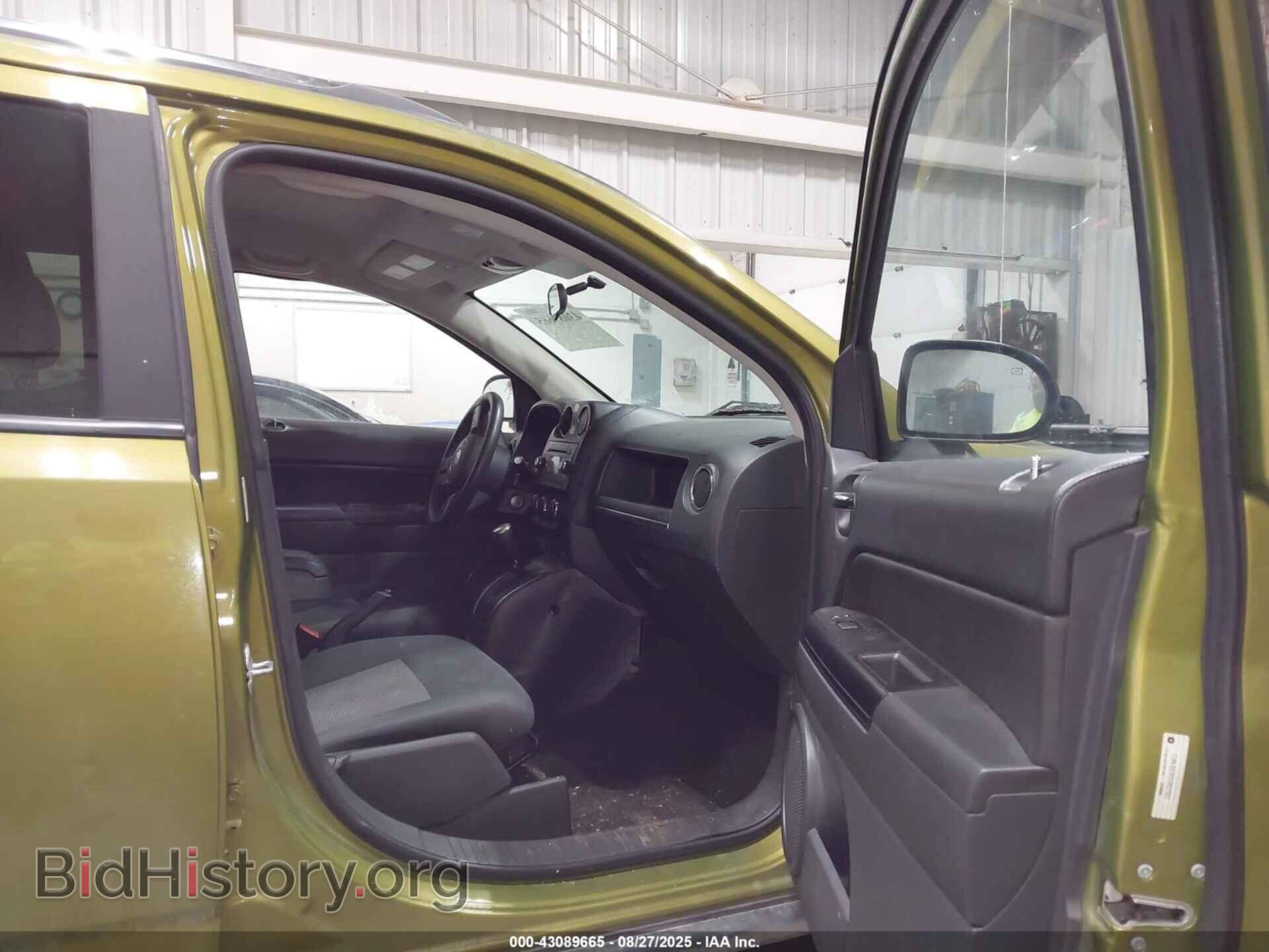 2012 JEEP COMPASS - VIN: 1C4NJDEB2CD637523 - Фото 5
