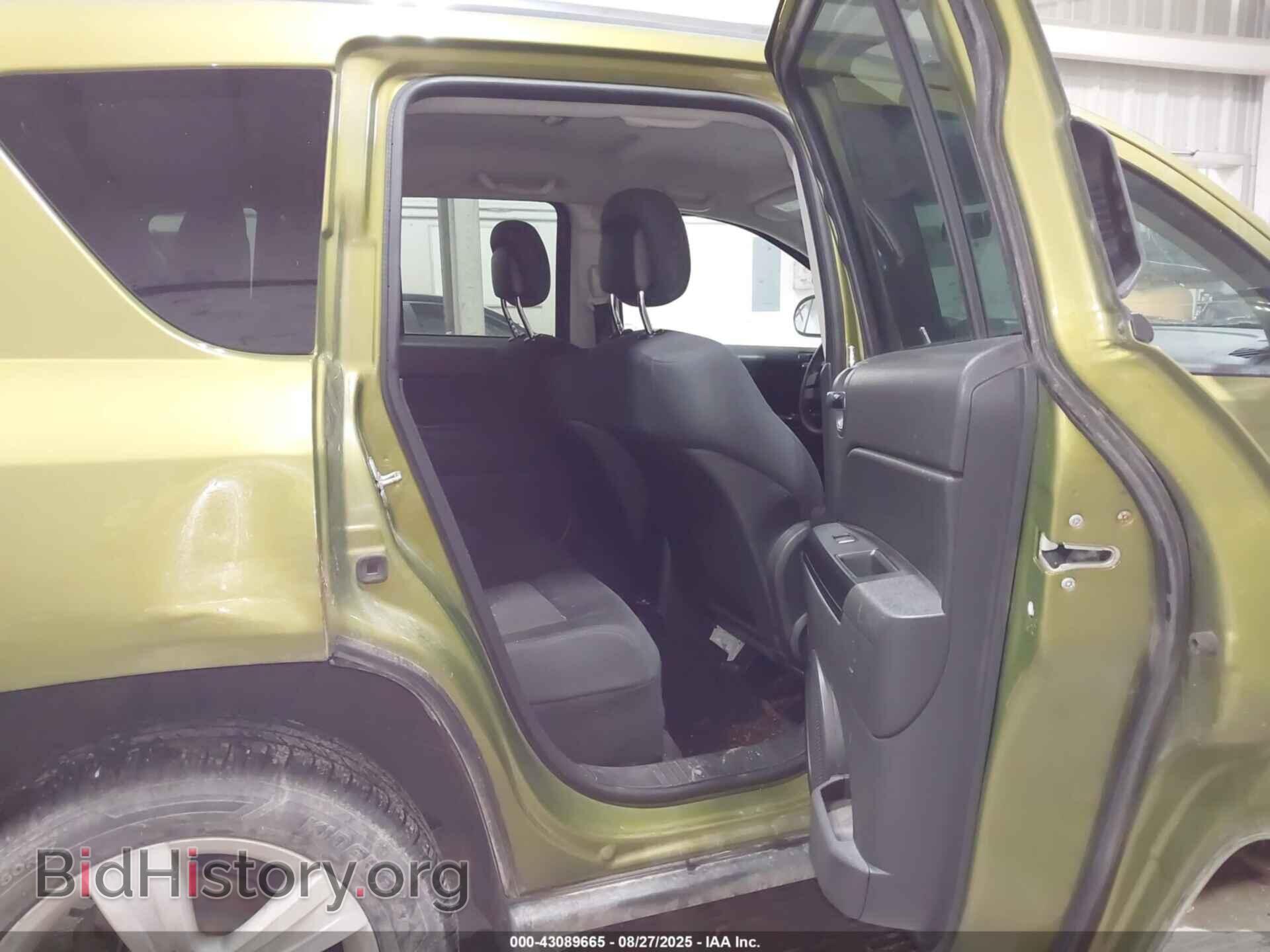 2012 JEEP COMPASS - VIN: 1C4NJDEB2CD637523 - Фото 8