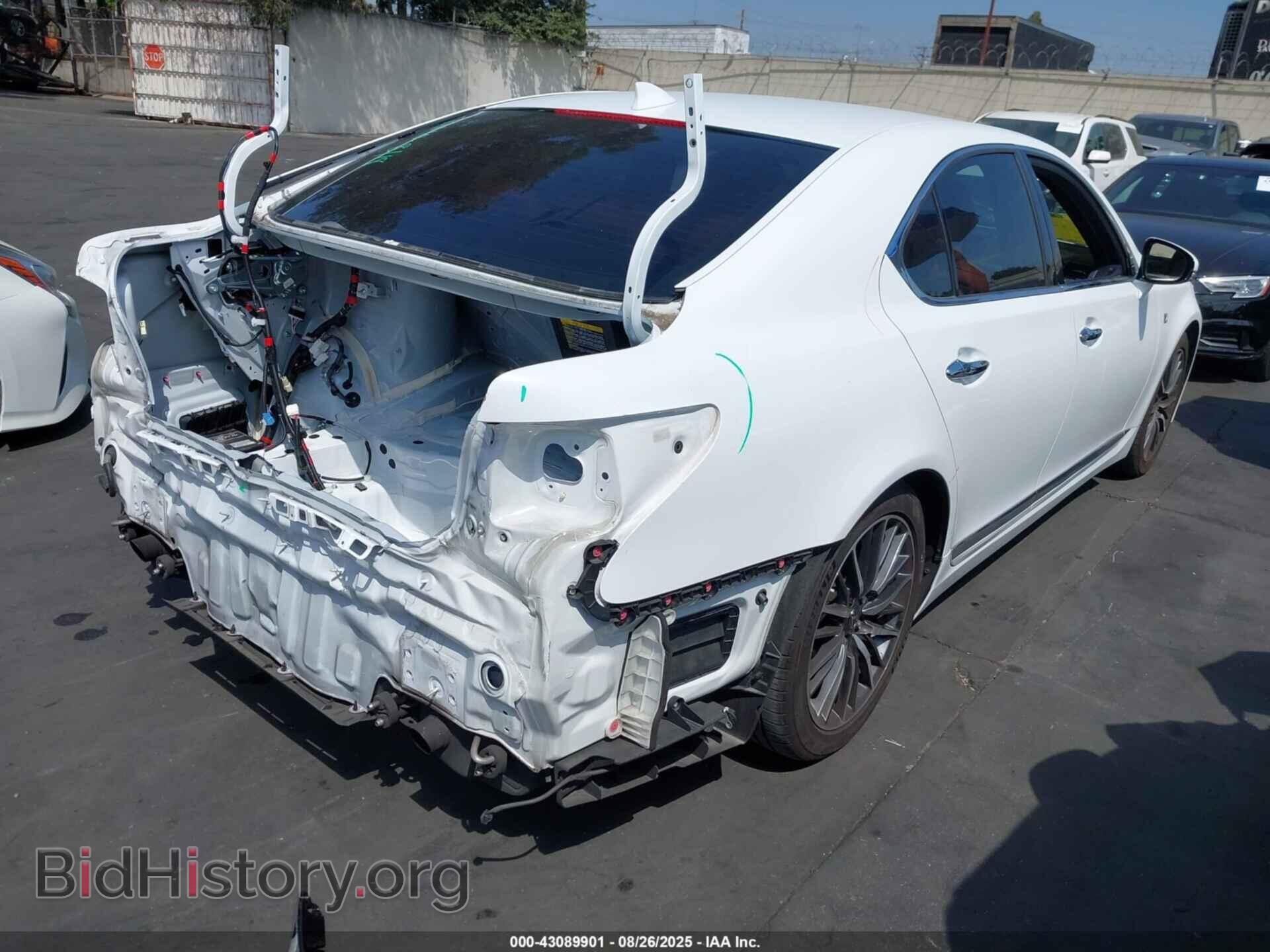 2016 LEXUS LS 460 - VIN: JTHBL5EF2G5142629 - Фото 4