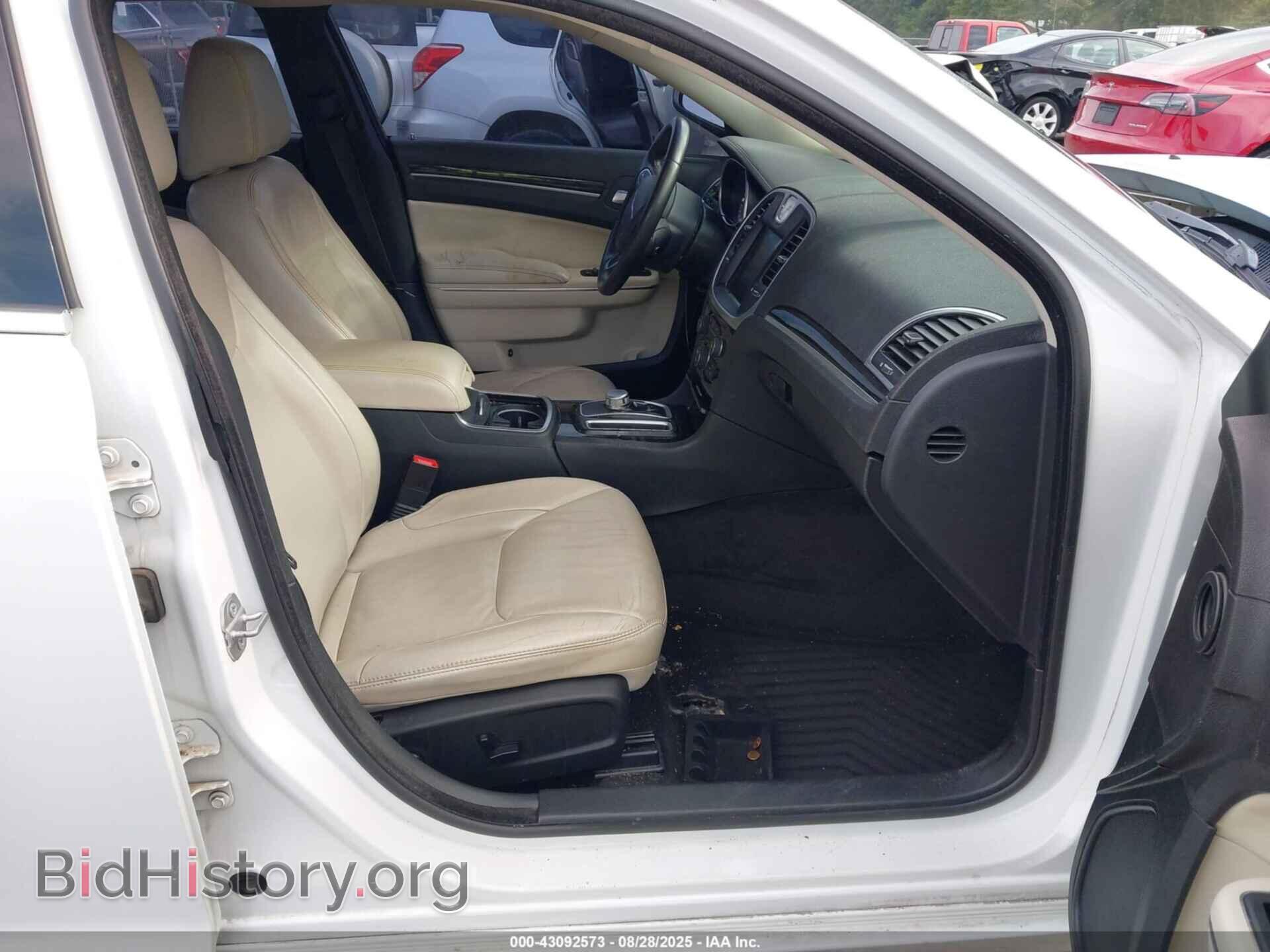 2015 CHRYSLER 300 - VIN: 2C3CCAAG5FH807094 - Фото 5