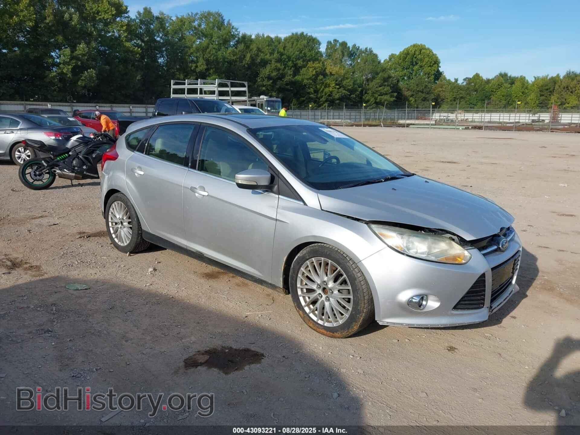 Фотография 1FAHP3M28CL367166 - FORD FOCUS 2012