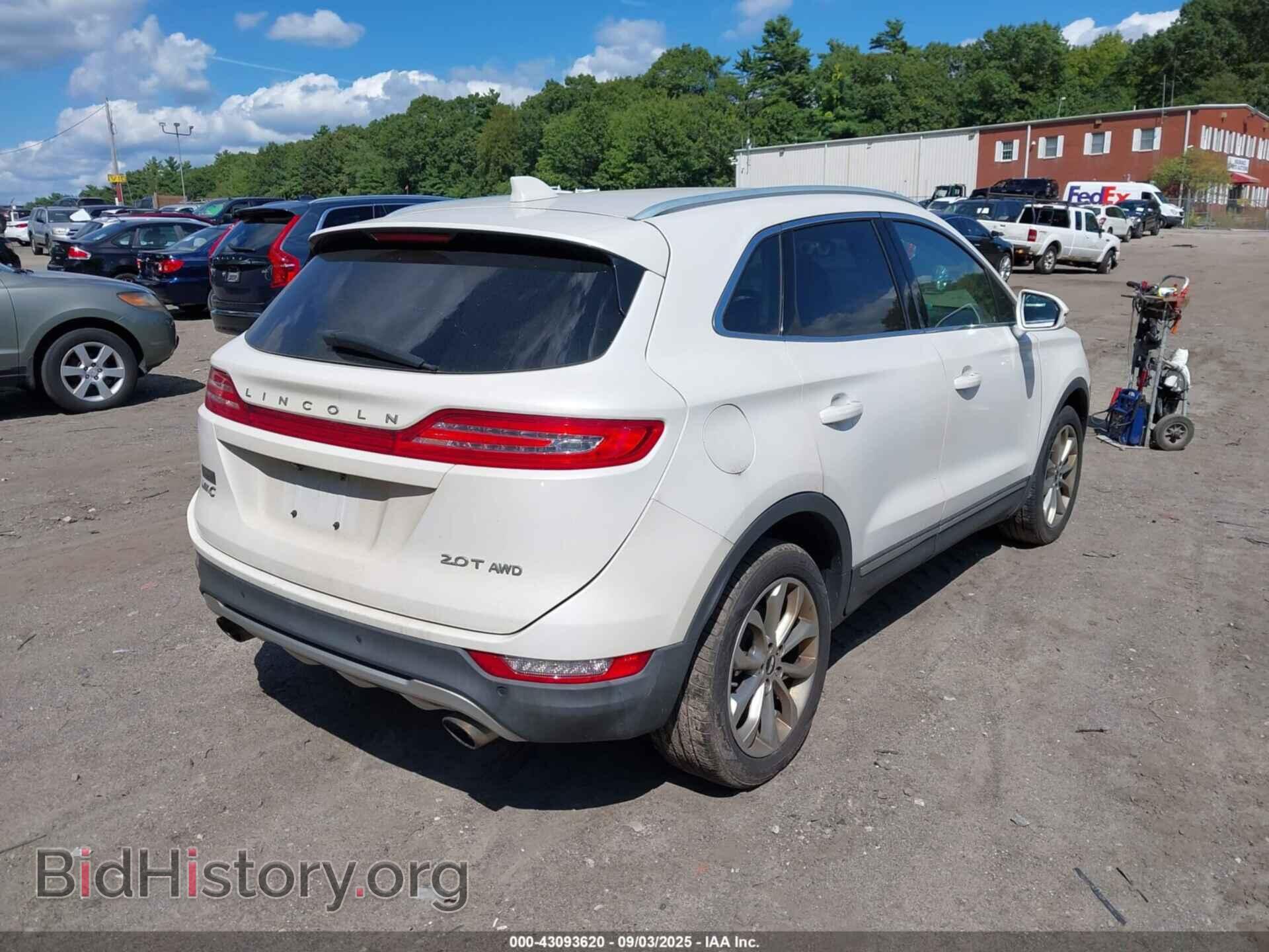 2017 LINCOLN MKC - VIN: 5LMCJ2D98HUL62797 - Photo 4