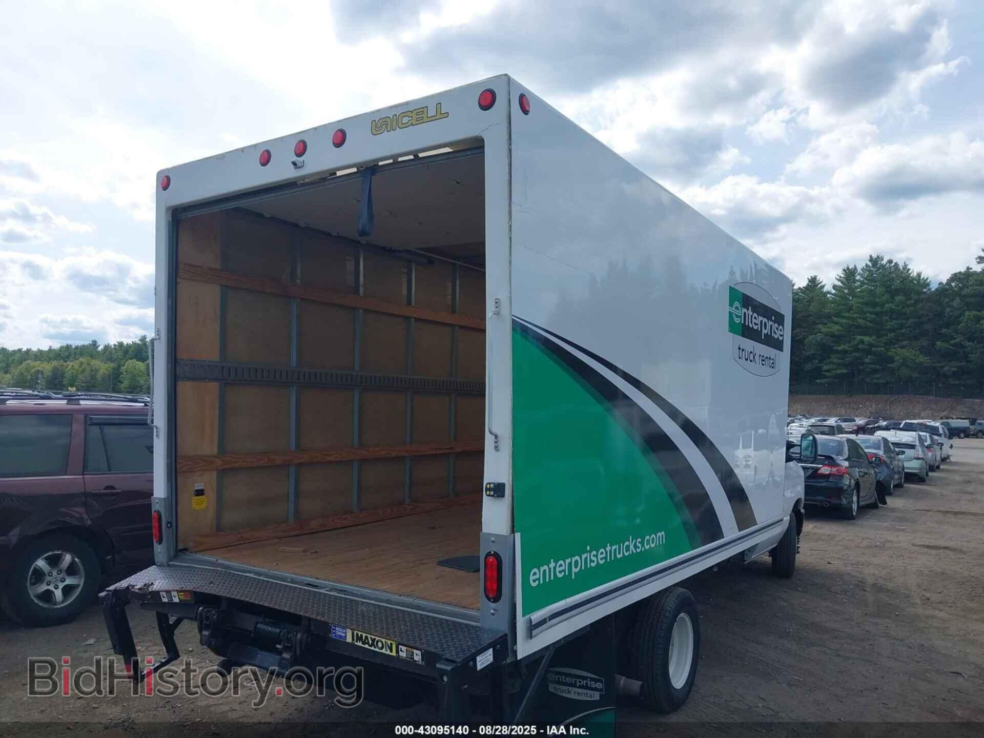 2024 FORD E-350 CUTAWAY - VIN: 1FDWE3FN5RDD30833 - Фото 4