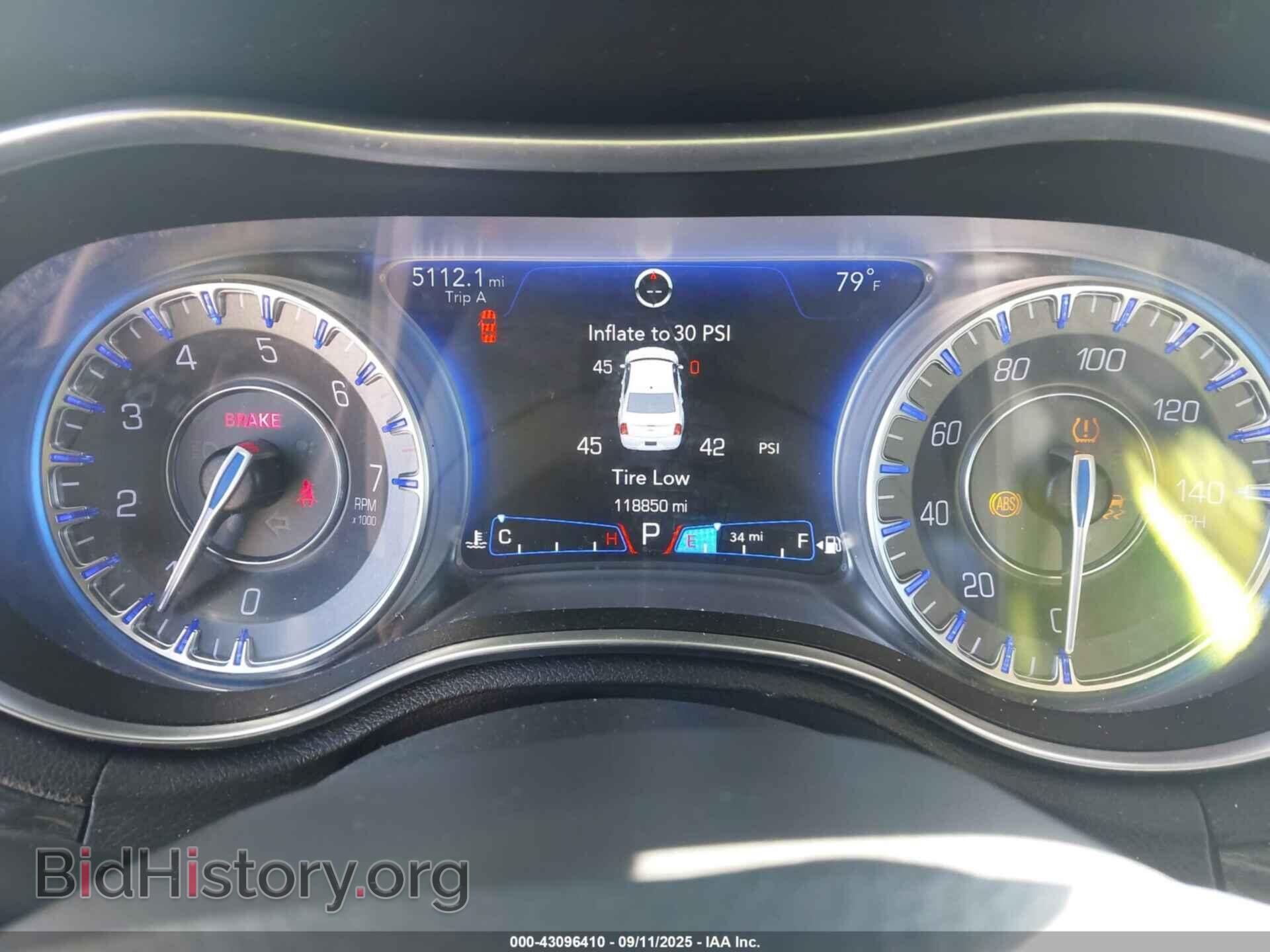 2017 CHRYSLER 300 - VIN: 2C3CCARG8HH512384 - Фото 7