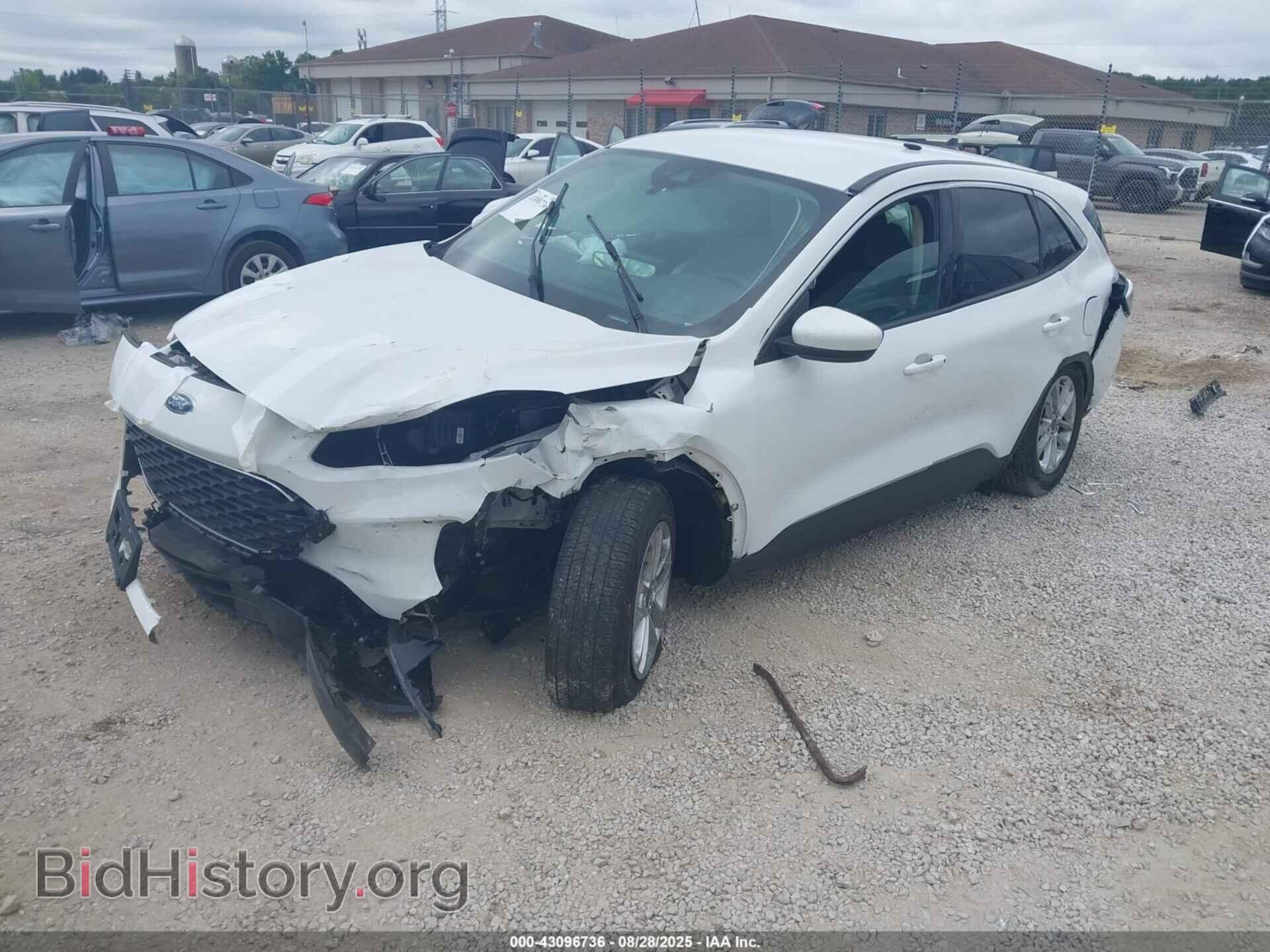 2020 FORD ESCAPE - VIN: 1FMCU9G63LUA04679 - Photo 2