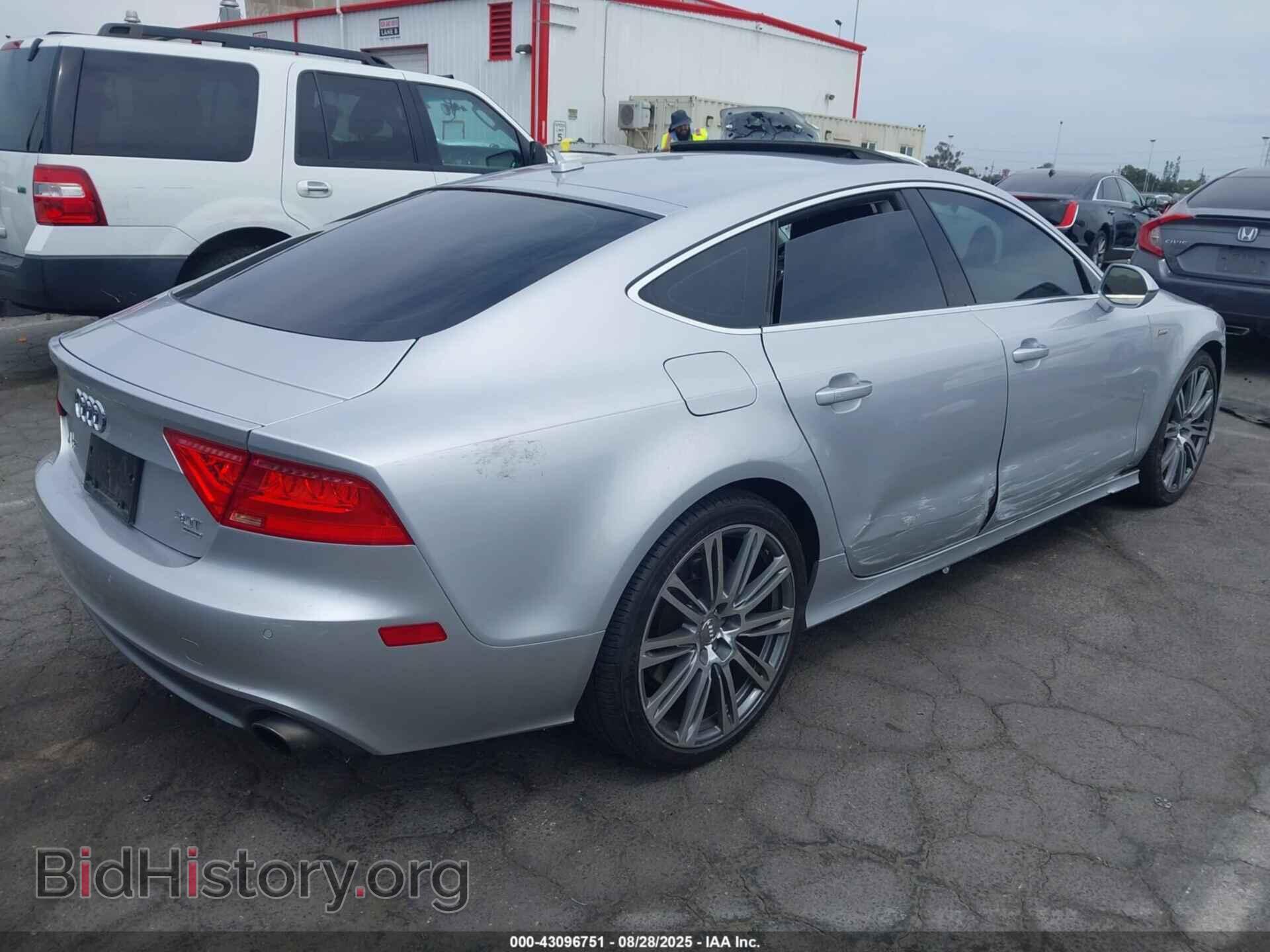 2012 AUDI A7 - VIN: WAUSGAFC2CN028348 - Photo 4