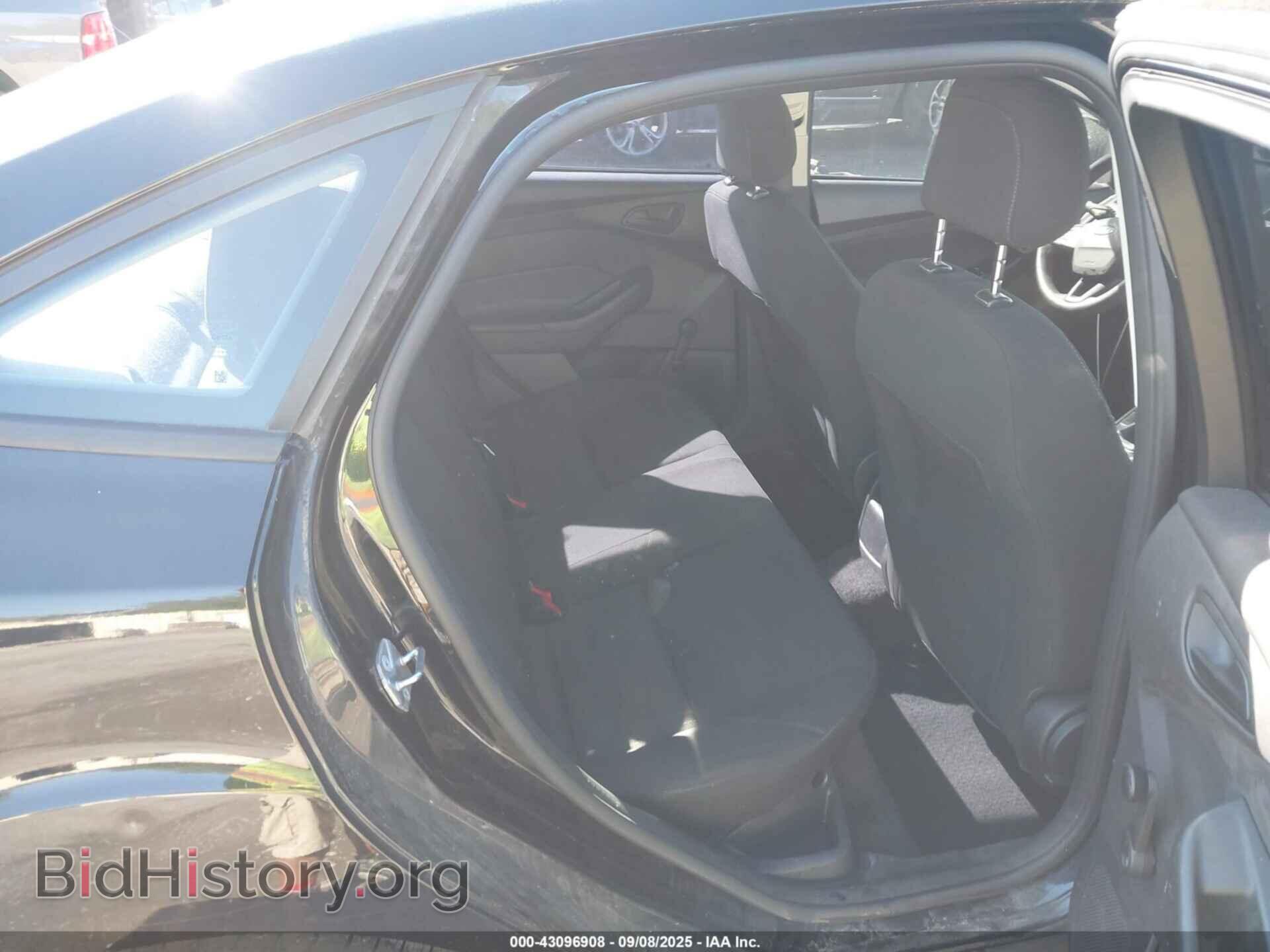2017 FORD FOCUS - VIN: 1FADP3E20HL334599 - Фото 8