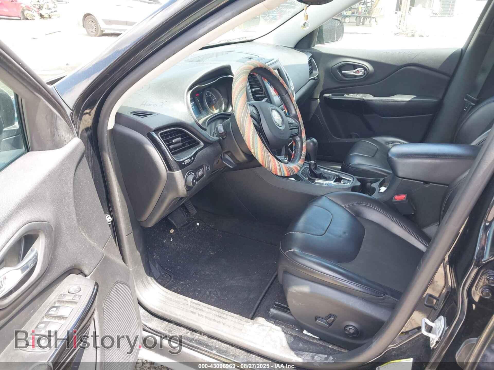 2019 JEEP CHEROKEE - VIN: 1C4PJLLB5KD324678 - Фото 5