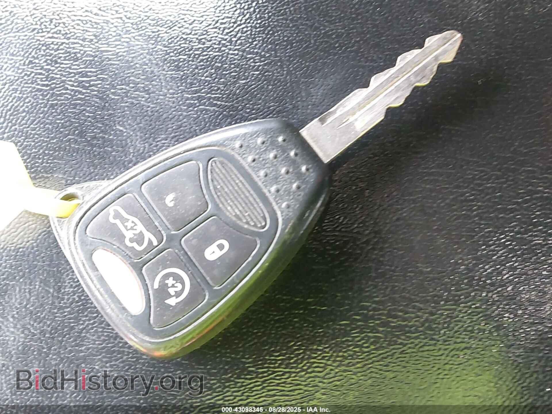 2011 CHRYSLER 200 - VIN: 1C3BC2FBXBN509981 - Фото 11