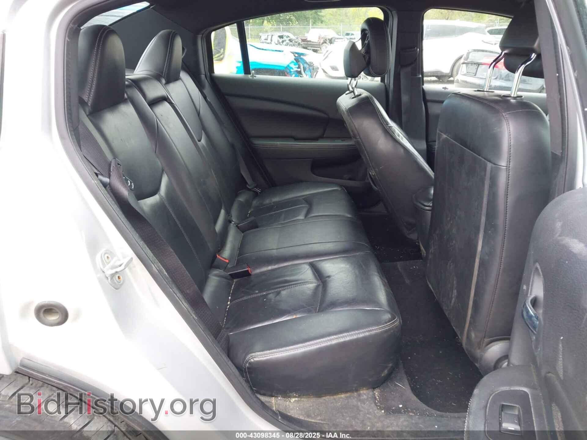 2011 CHRYSLER 200 - VIN: 1C3BC2FBXBN509981 - Фото 8