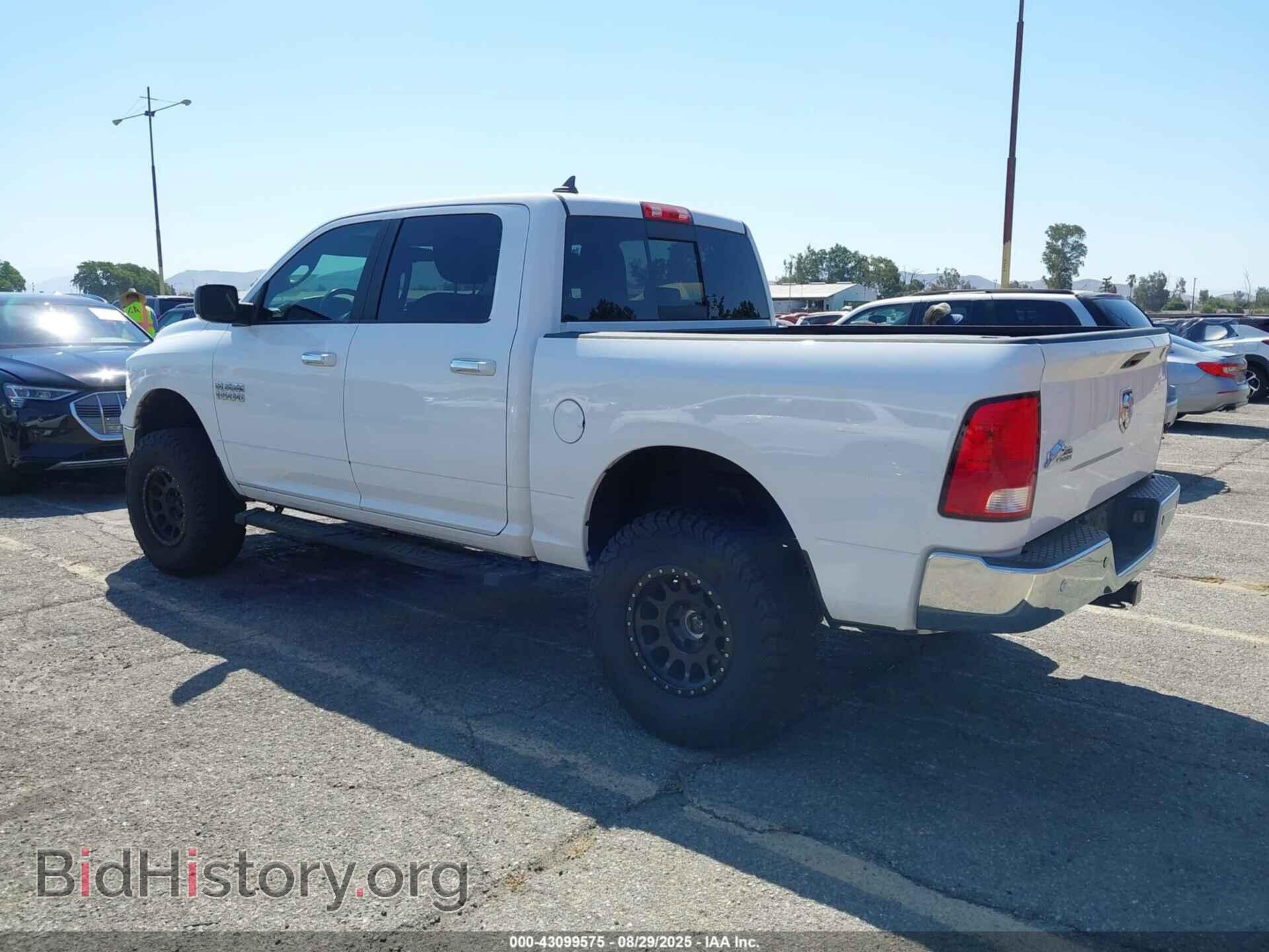 2017 RAM 1500 - VIN: 1C6RR6LG2HS556262 - Фото 3