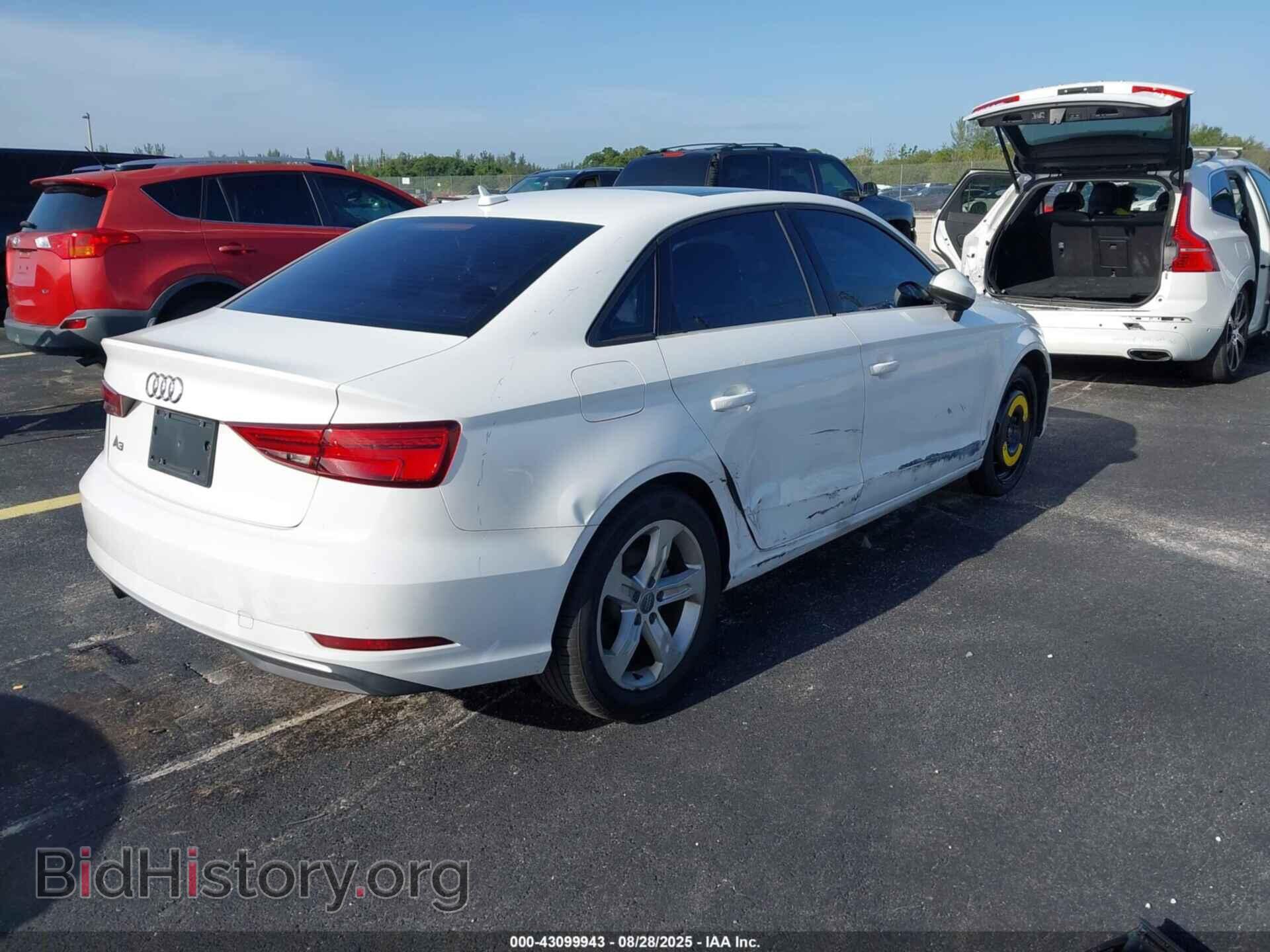 2018 AUDI A3 - VIN: WAUAUGFF8J1051719 - Фото 4
