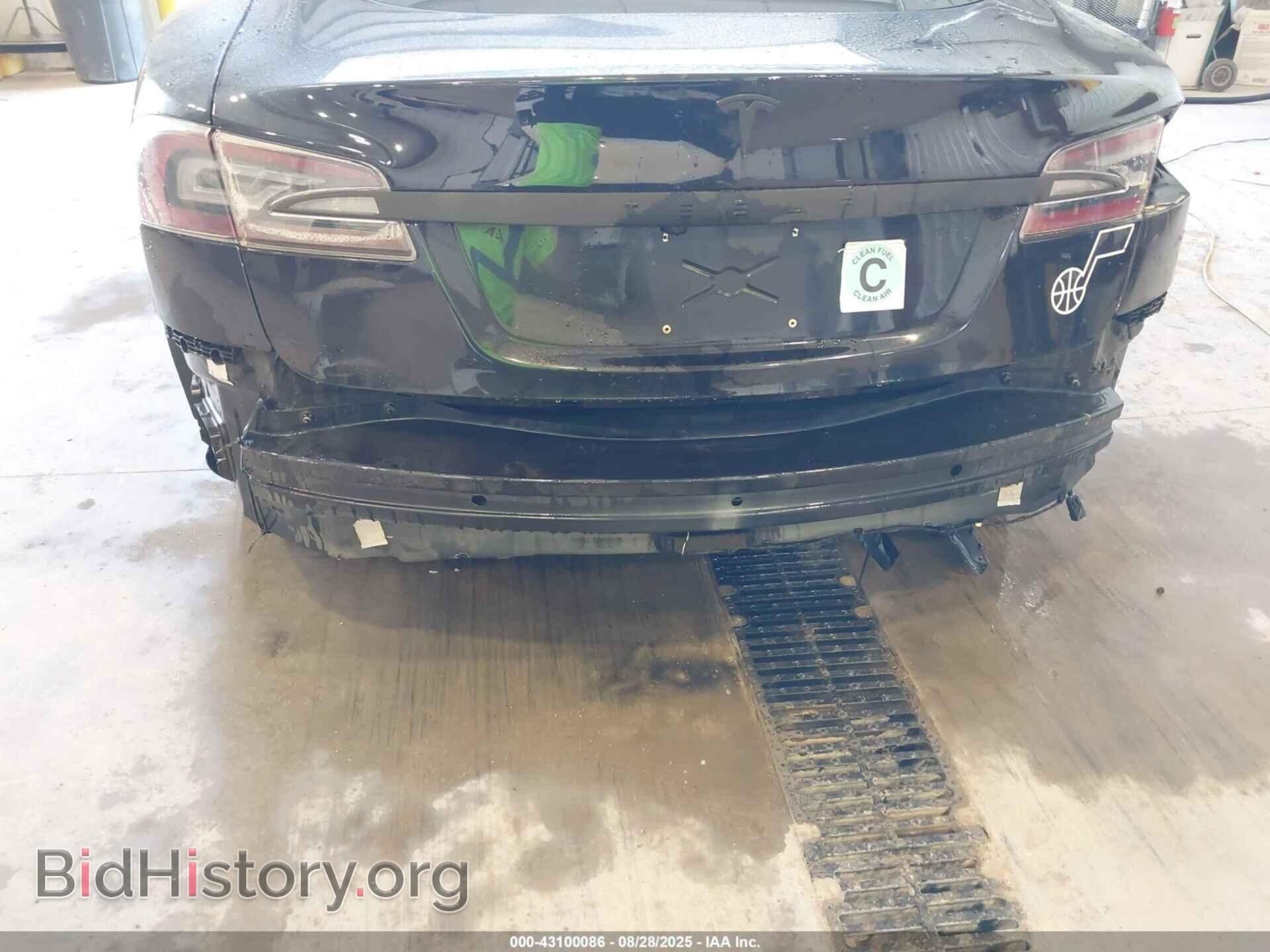 2015 TESLA MODEL S - VIN: 5YJSA1S26FF090484 - Photo 6
