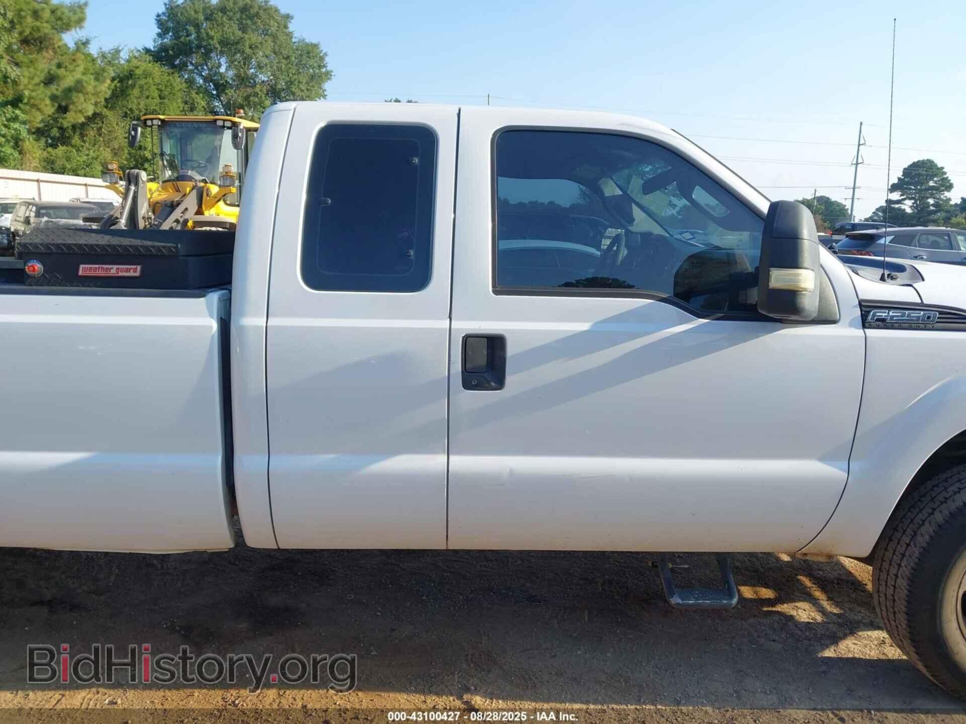 2011 FORD F-250 - VIN: 1FT7X2B63BED05330 - Фото 13