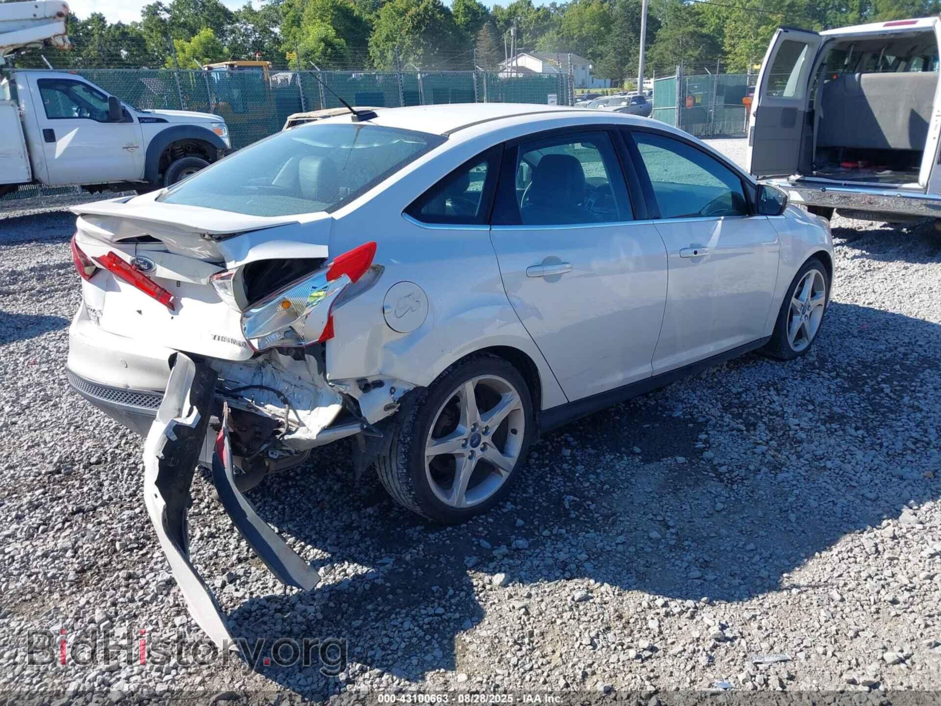 2012 FORD FOCUS - VIN: 1FAHP3J29CL426102 - Photo 4