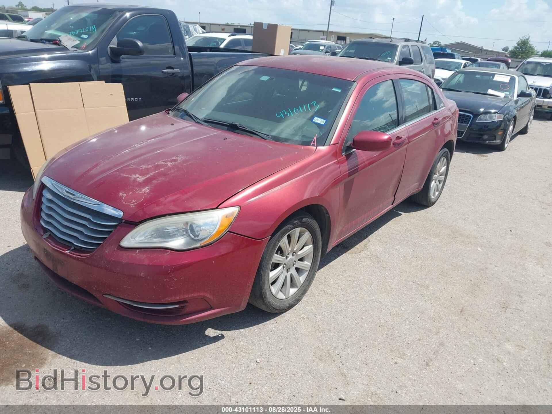 2012 CHRYSLER 200 - VIN: 1C3CCBBB6CN173807 - Фото 2