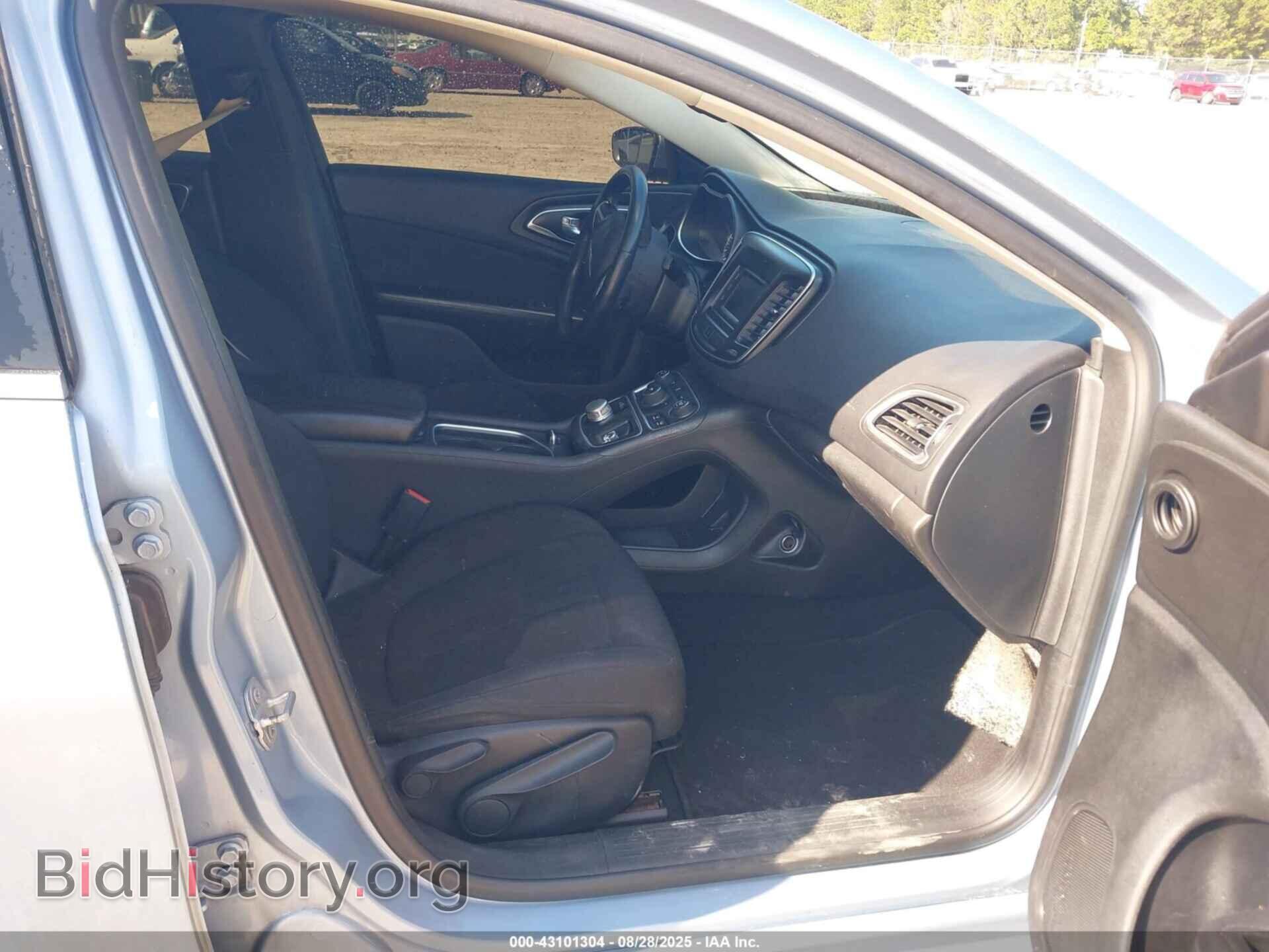 2015 CHRYSLER 200 - VIN: 1C3CCCAB5FN678037 - Фото 5