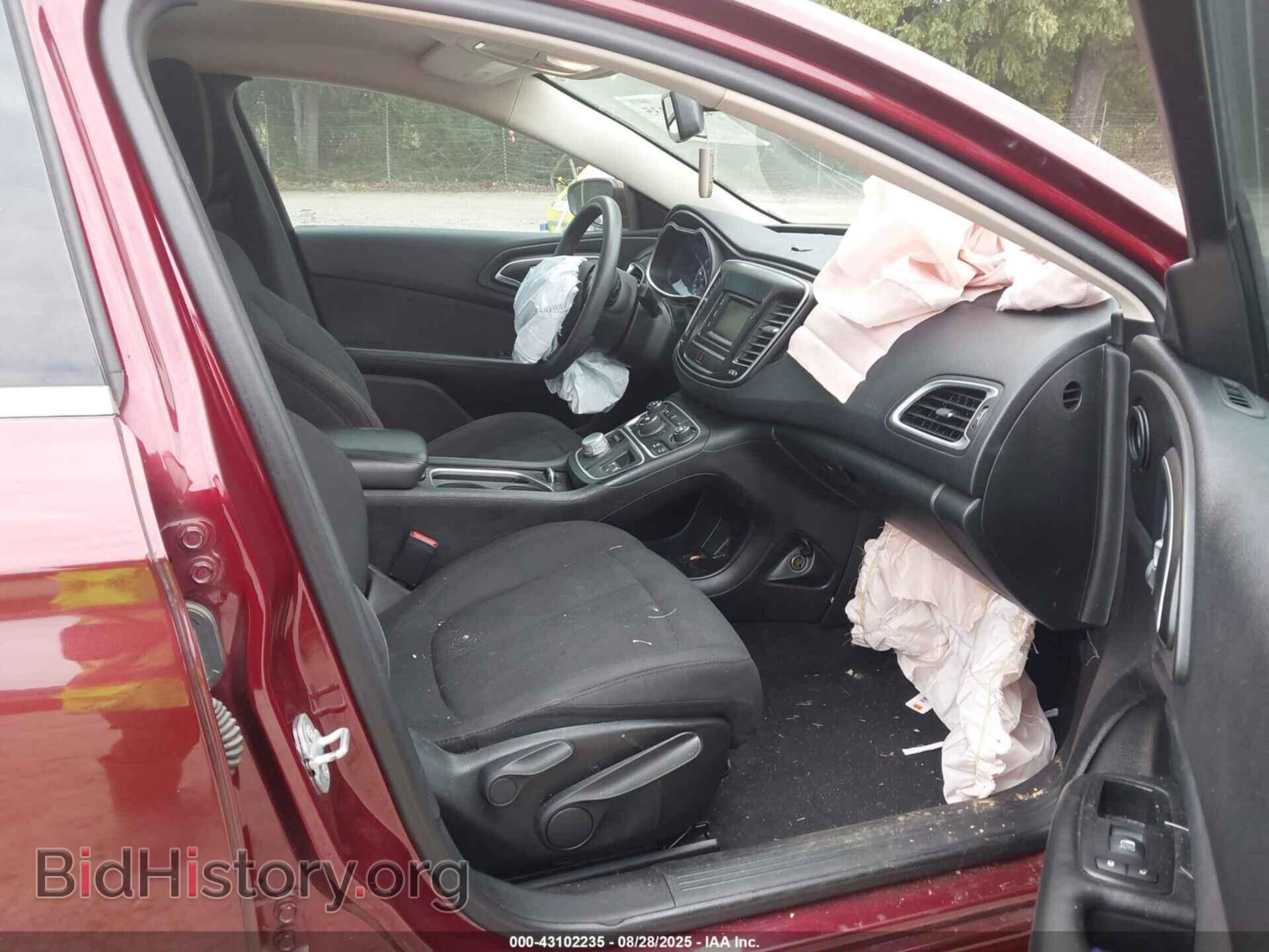 2016 CHRYSLER 200 - VIN: 1C3CCCAB6GN167955 - Фото 5