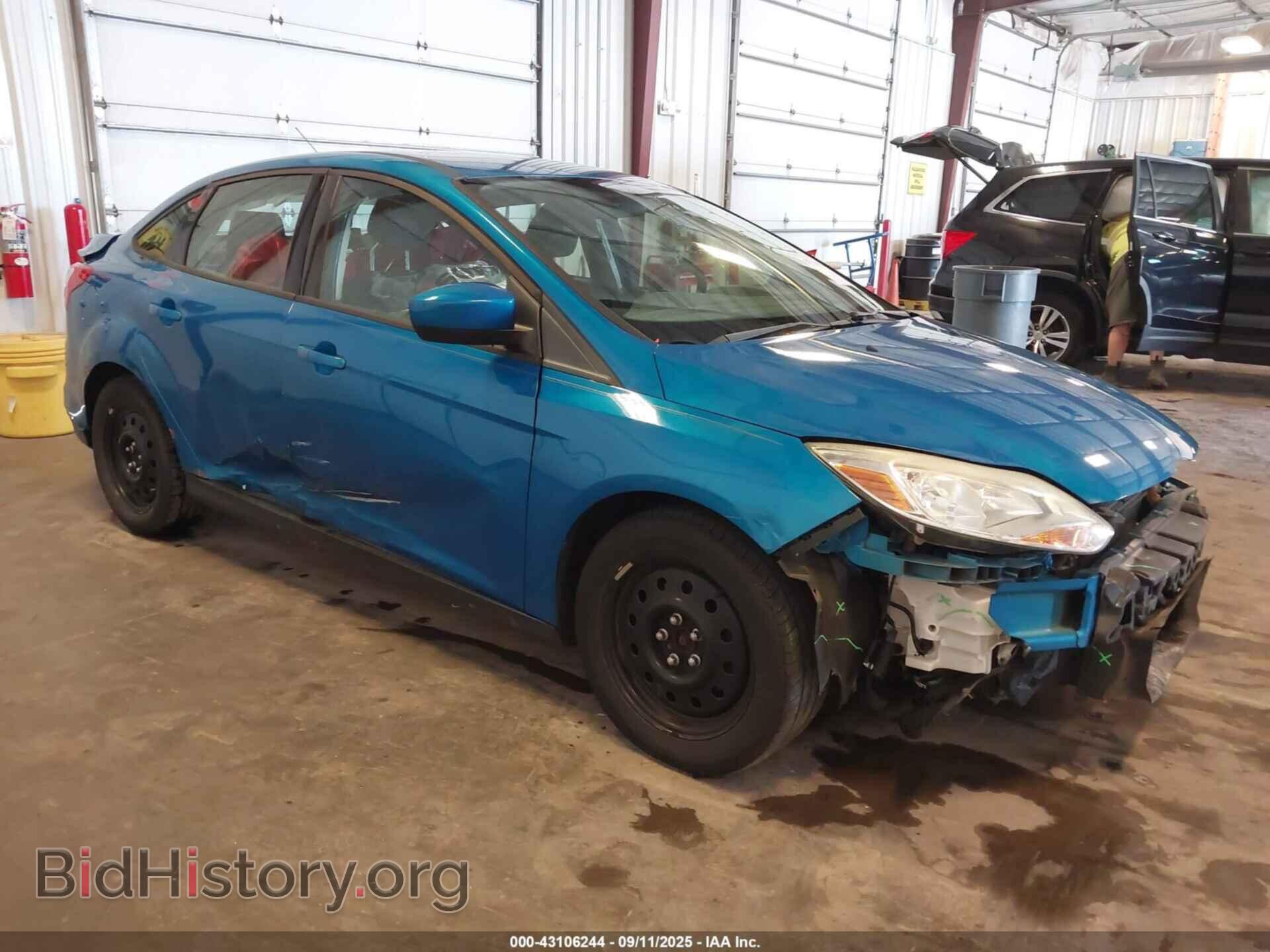 Фотография 1FAHP3F25CL242963 - FORD FOCUS 2012