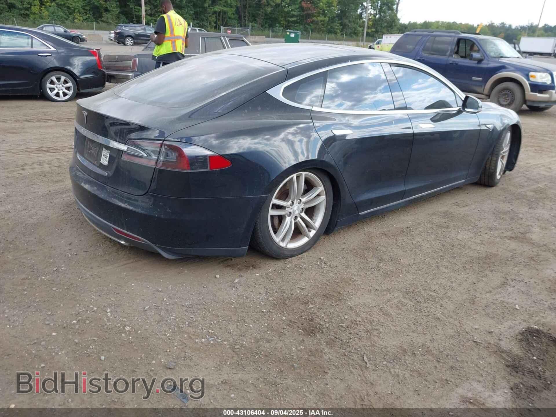 2013 TESLA MODEL S - VIN: 5YJSA1CG0DFP04730 - Photo 4