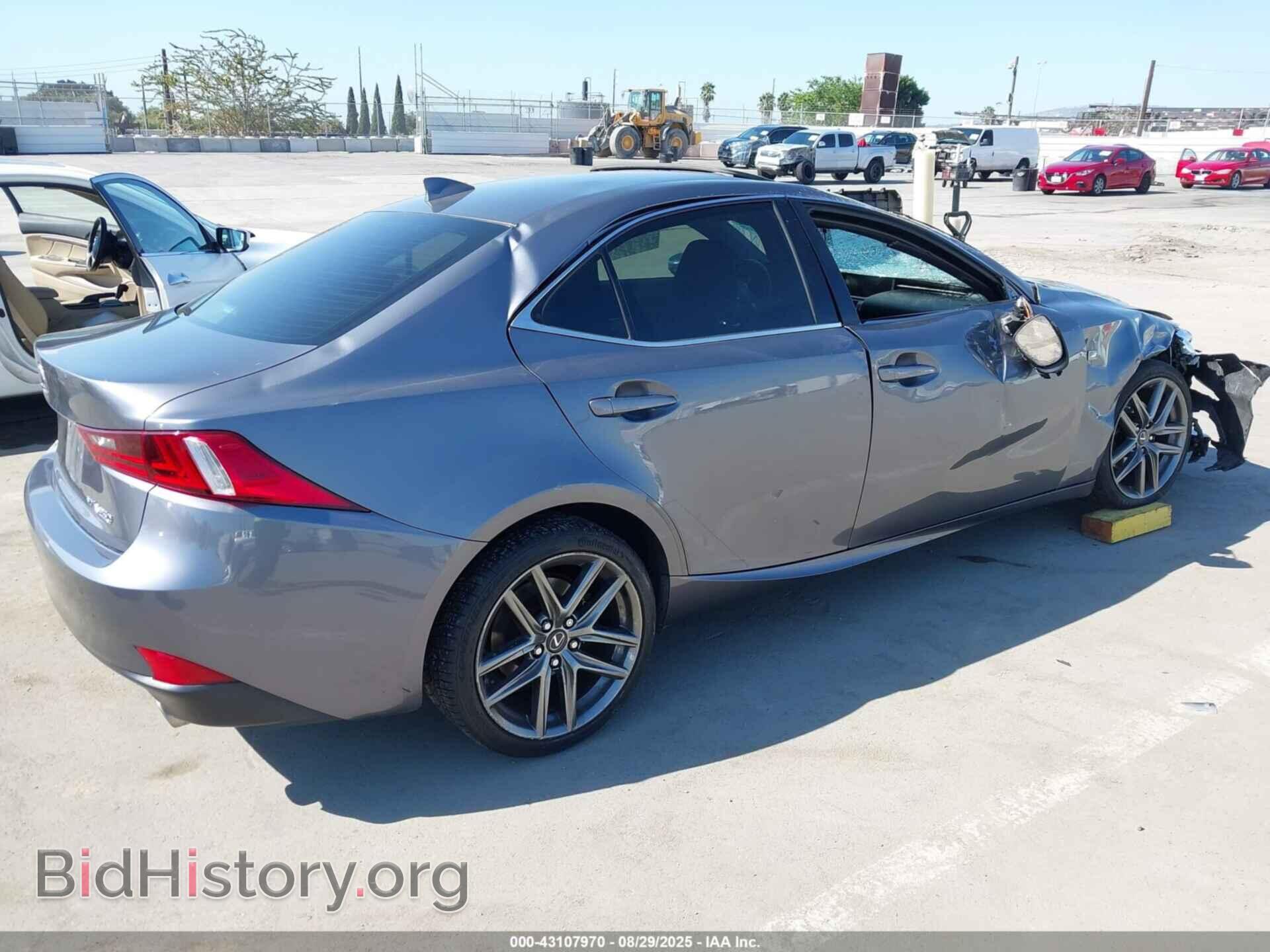 2014 LEXUS IS 250 - VIN: JTHCF1D25E5014207 - Photo 4