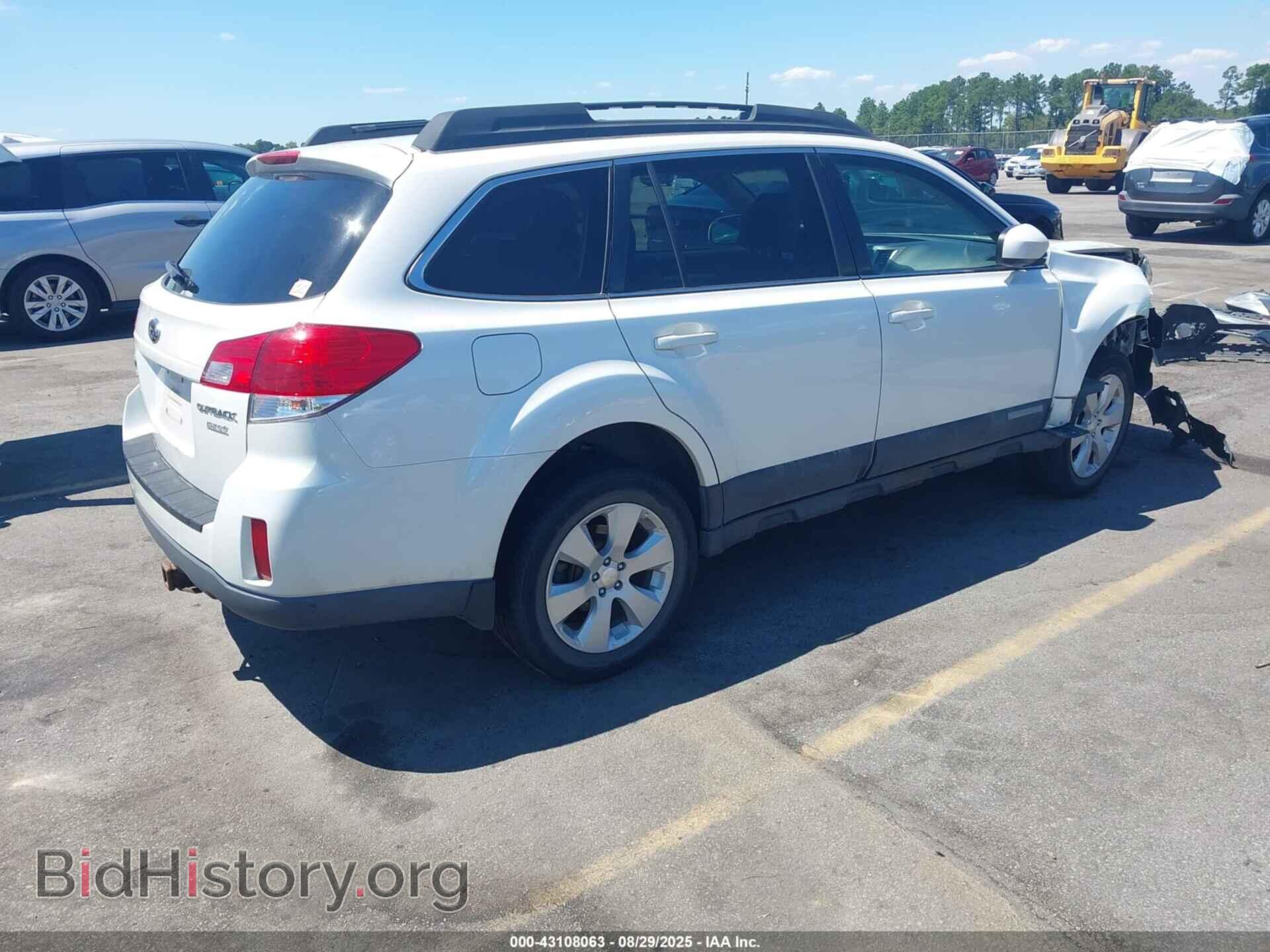 2011 SUBARU OUTBACK - VIN: 4S4BRBCC6B3423971 - Фото 4