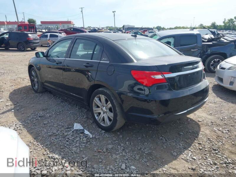 2012 Chrysler 200 (VIN 1C3CCBBB7CN197789) — фото 3 из 11
