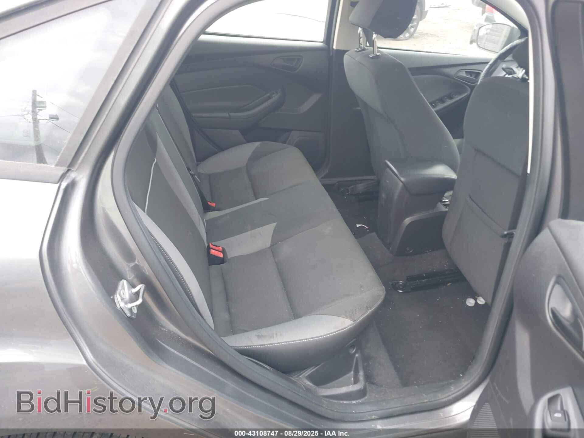 2012 FORD FOCUS - VIN: 1FAHP3F22CL418965 - Photo 8