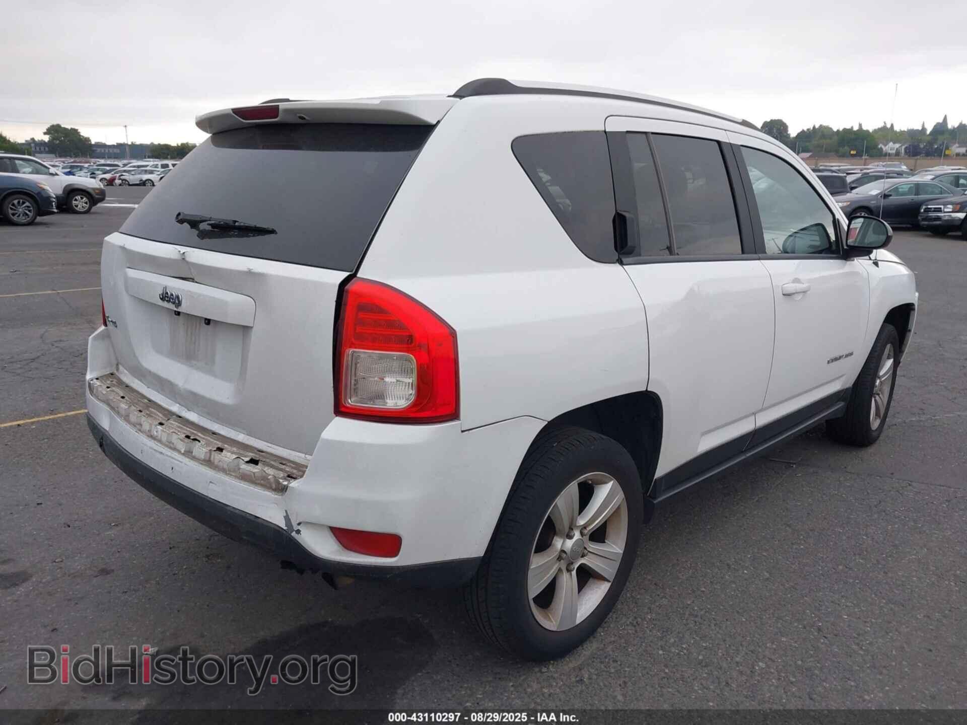 2012 JEEP COMPASS - VIN: 1C4NJDBB8CD632332 - Фото 4
