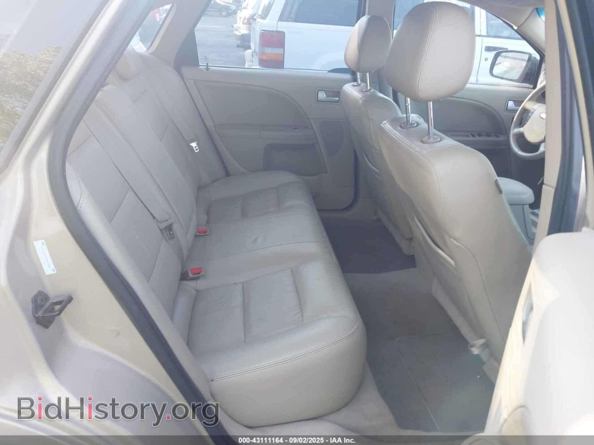 2007 FORD FIVE HUNDRED - VIN: 1FAHP25177G121286 - Фото 8