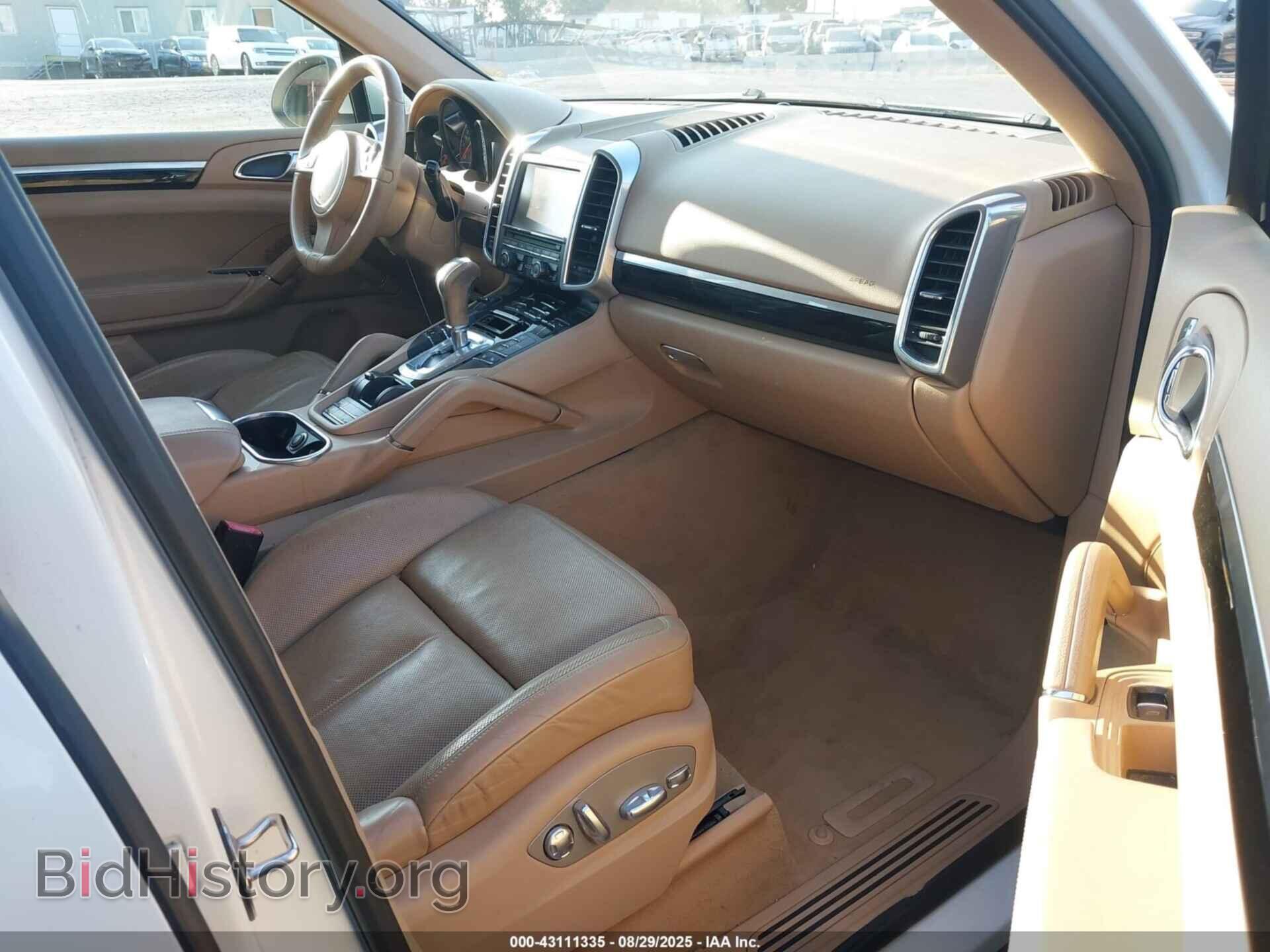 2011 PORSCHE CAYENNE - VIN: WP1AA2A22BLA03981 - Фото 5