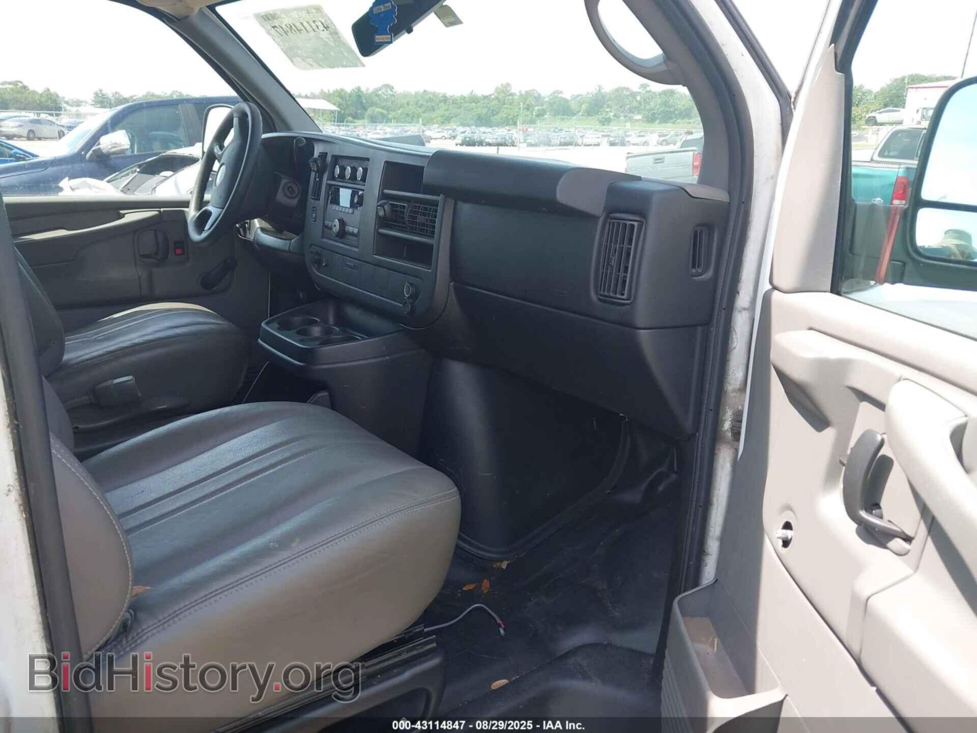 2013 CHEVROLET EXPRESS 1500 - VIN: 1GCSGAFXXD1178979 - Фото 5