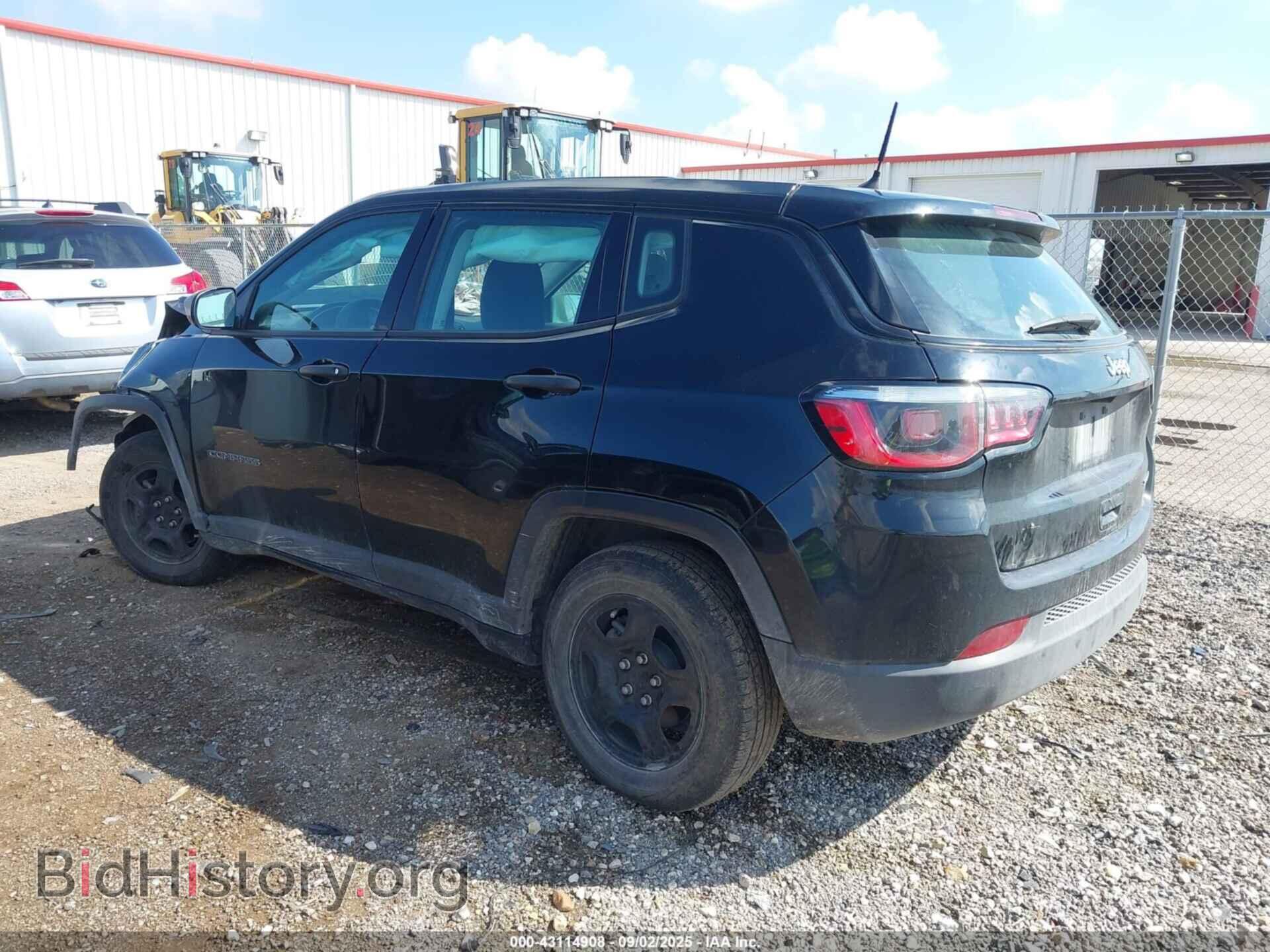 2018 JEEP COMPASS - VIN: 3C4NJCAB2JT106961 - Фото 3
