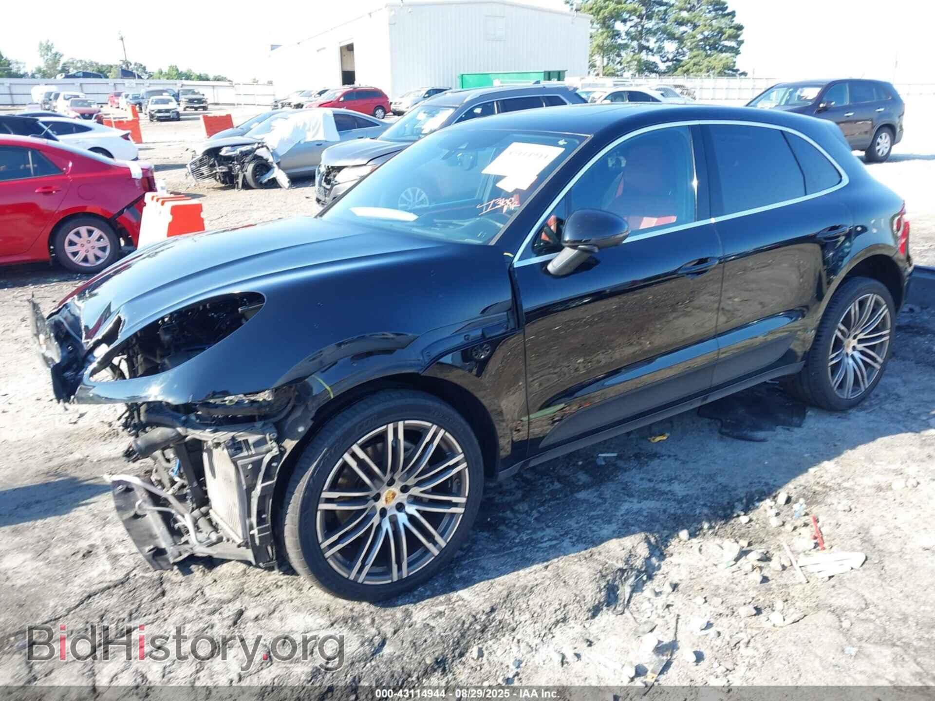 2017 PORSCHE MACAN - VIN: WP1AB2A57HLB13439 - Photo 2