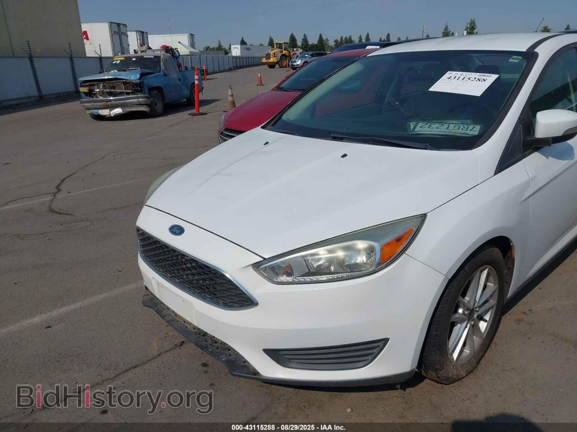 2016 FORD FOCUS - VIN: 1FADP3F2XGL271301 - Фото 6