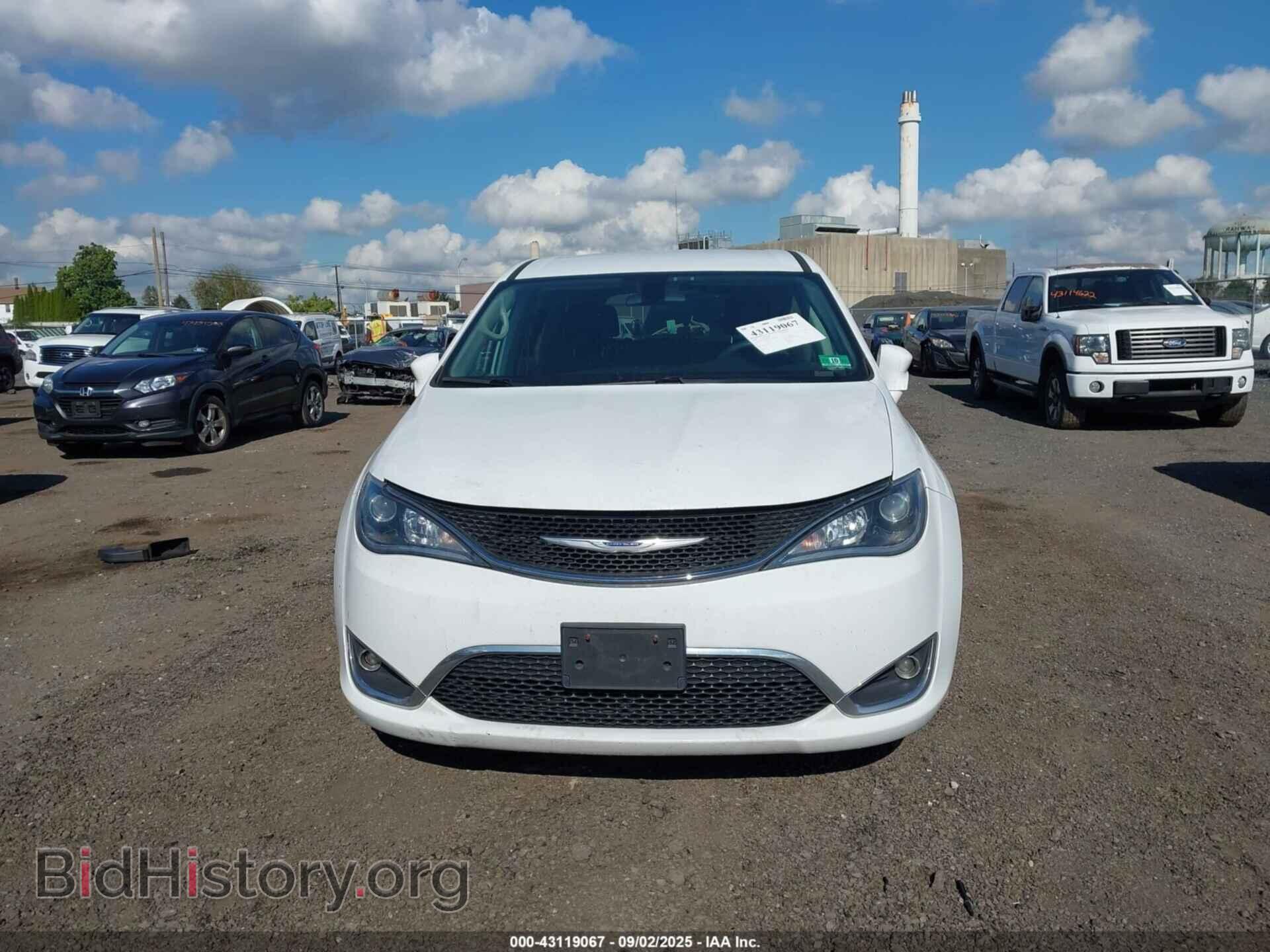 2018 CHRYSLER PACIFICA - VIN: 2C4RC1FG3JR323071 - Фото 12