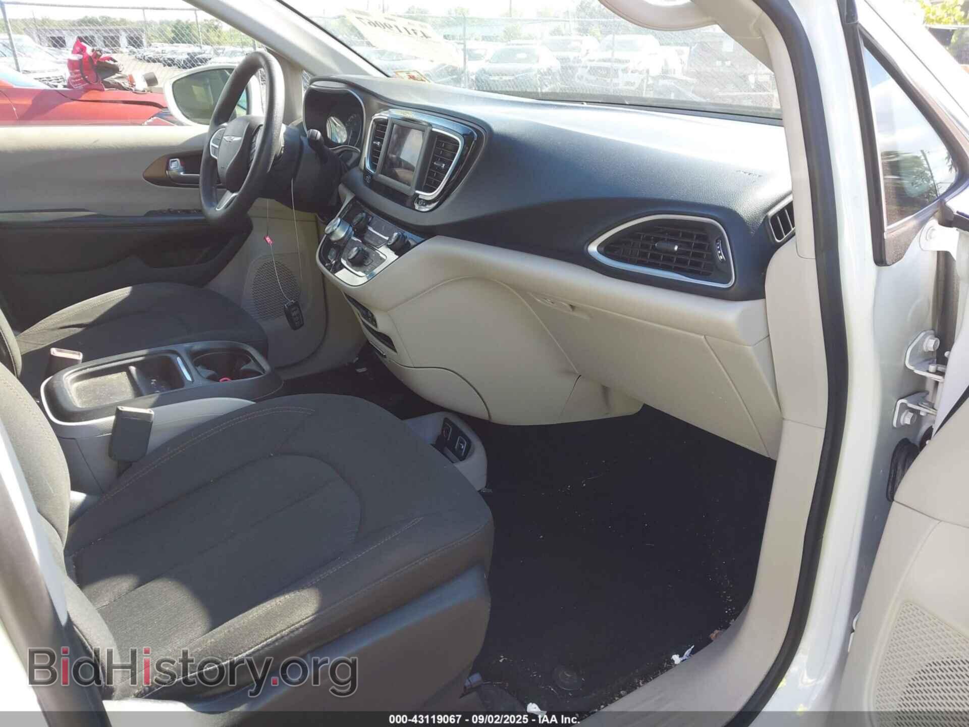 2018 CHRYSLER PACIFICA - VIN: 2C4RC1FG3JR323071 - Фото 5