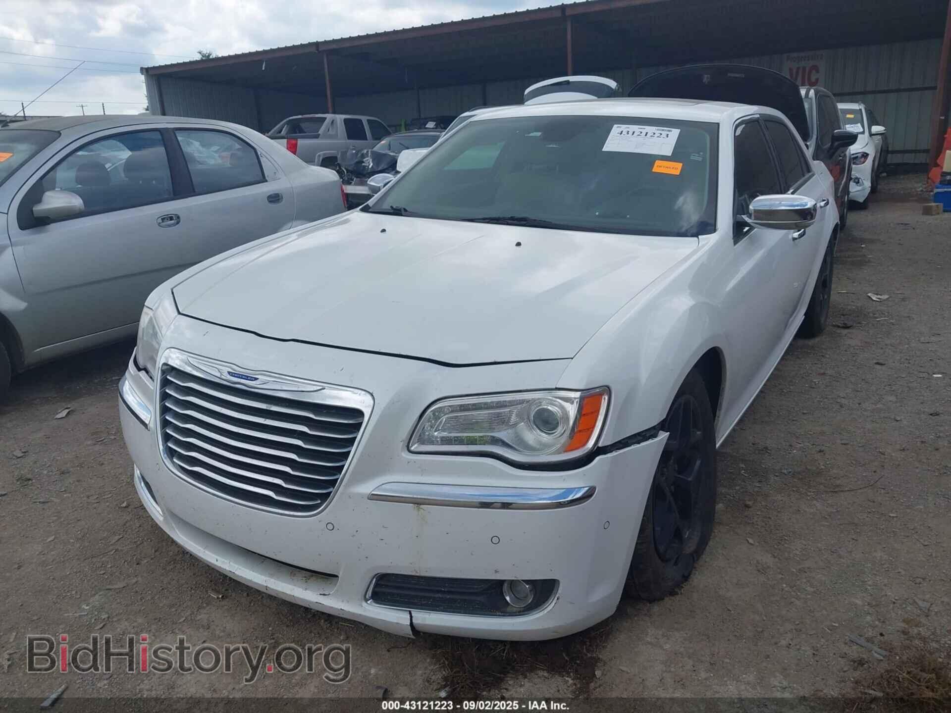 2011 CHRYSLER 300C - VIN: 2C3CA6CT9BH559813 - Photo 2