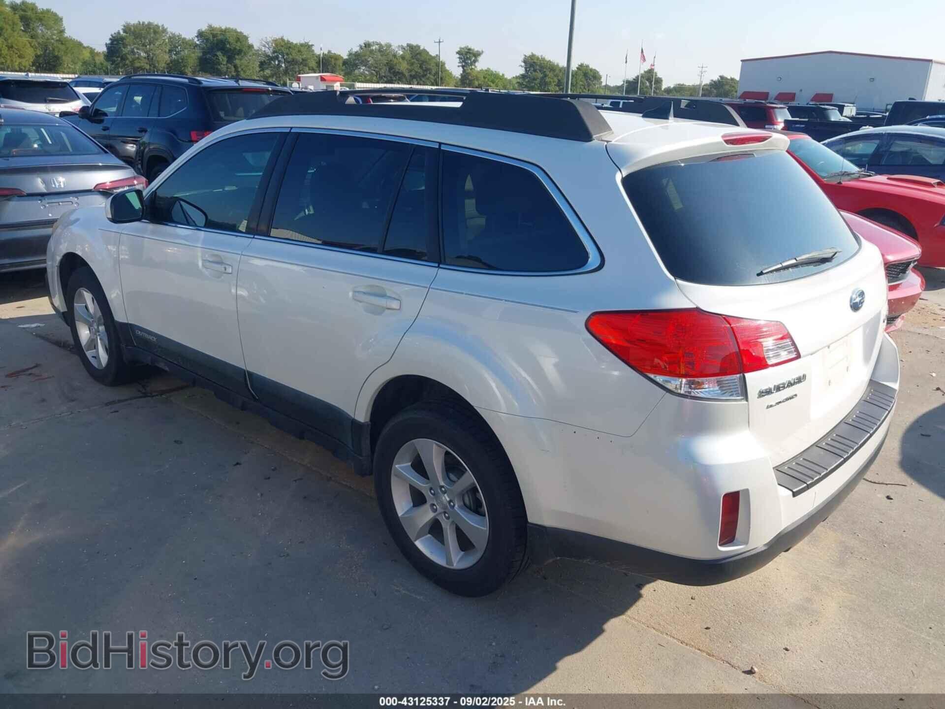 2014 SUBARU OUTBACK - VIN: 4S4BRBLC4E3236412 - Фото 3