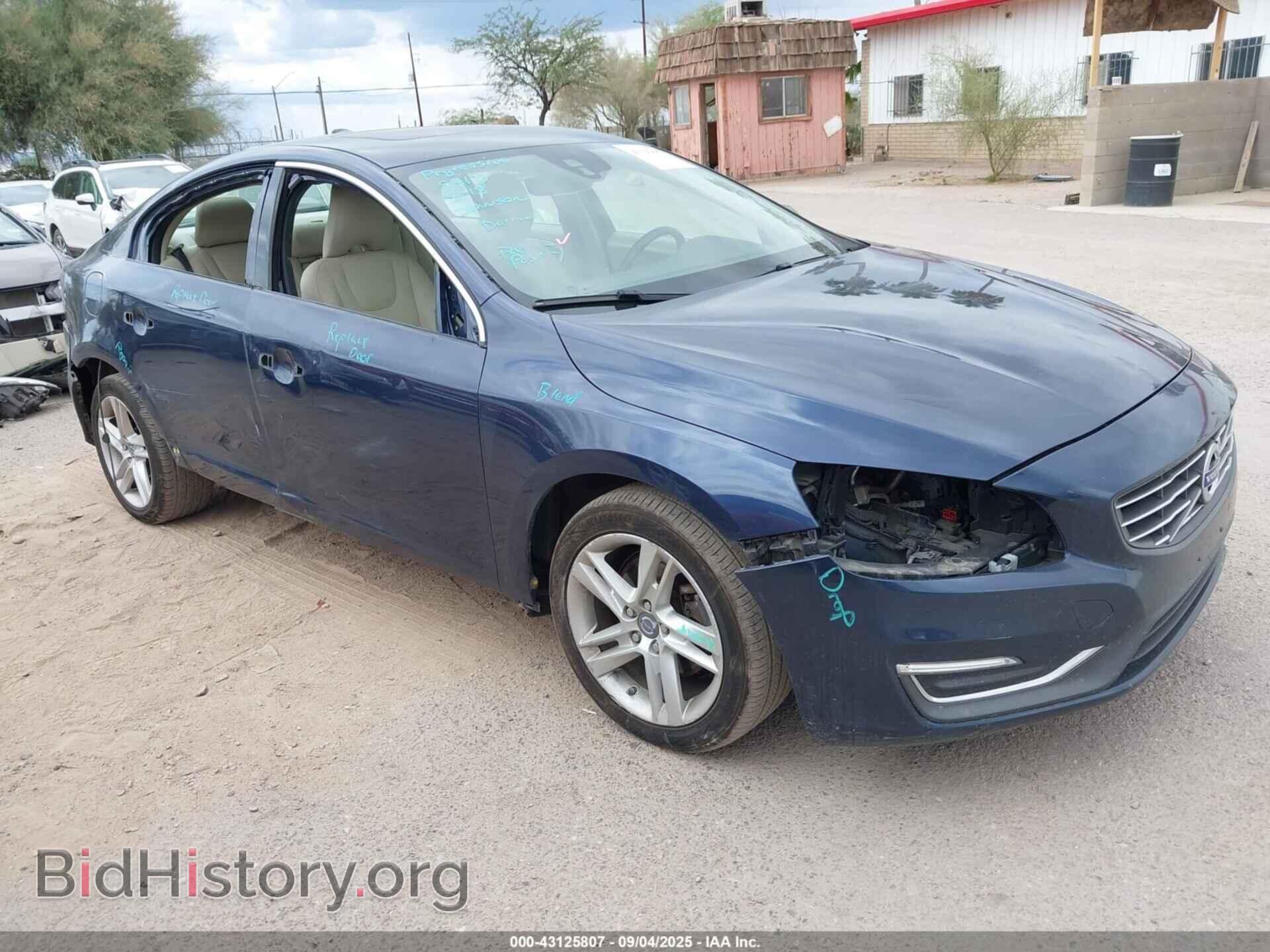 Фотография YV140MFK5F1336127 - VOLVO S60 2015