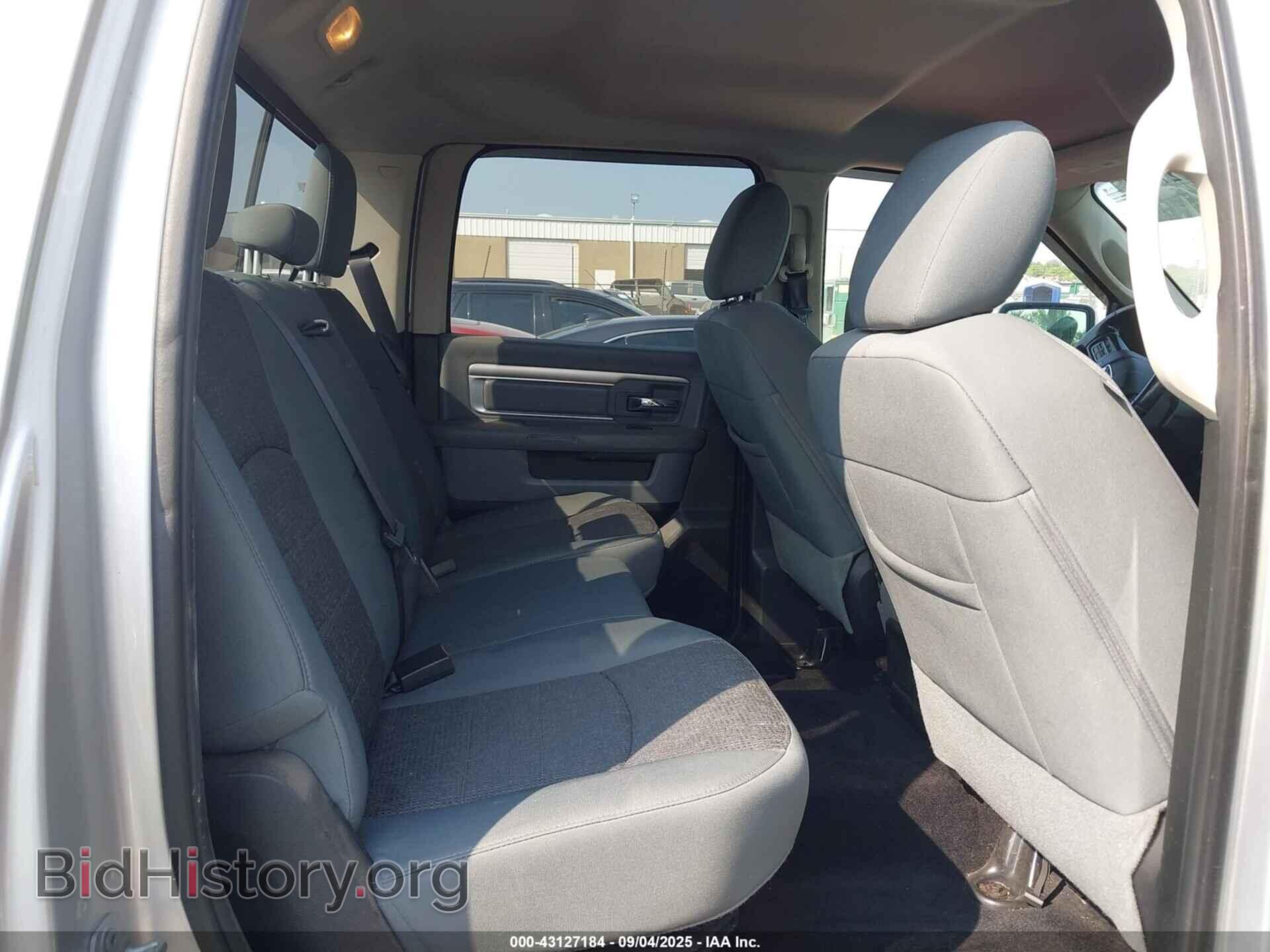 2015 RAM 1500 - VIN: 3C6RR7LT7FG546432 - Фото 8