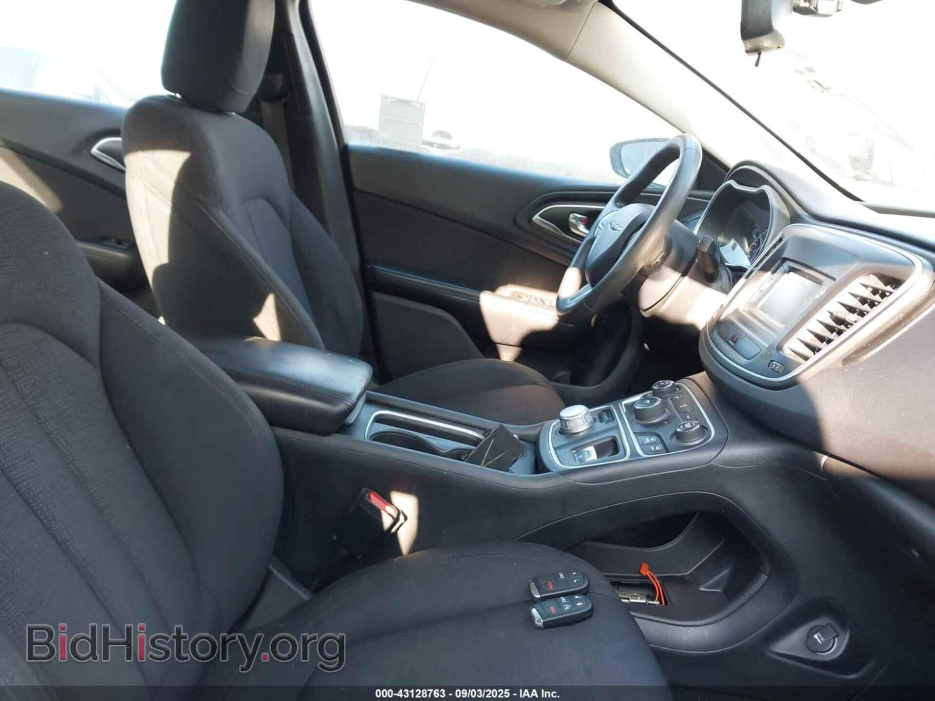 2015 CHRYSLER 200 - VIN: 1C3CCCABXFN606895 - Фото 5