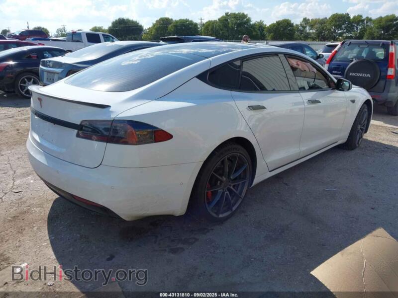 2016 Tesla MODEL S (VIN 5YJSA1E11GF159263) — photo 4 of 19
