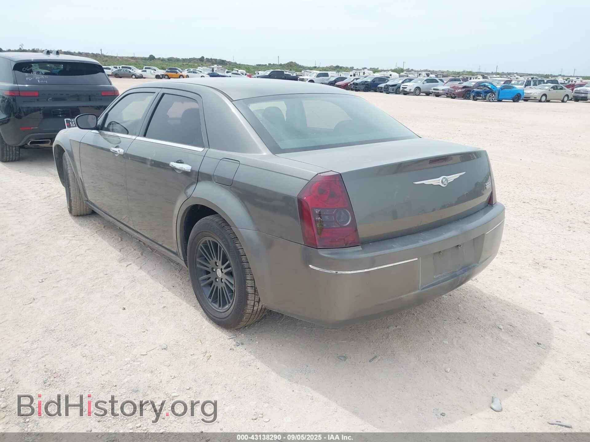 2010 CHRYSLER 300 - VIN: 2C3CA4CD6AH101383 - Фото 3