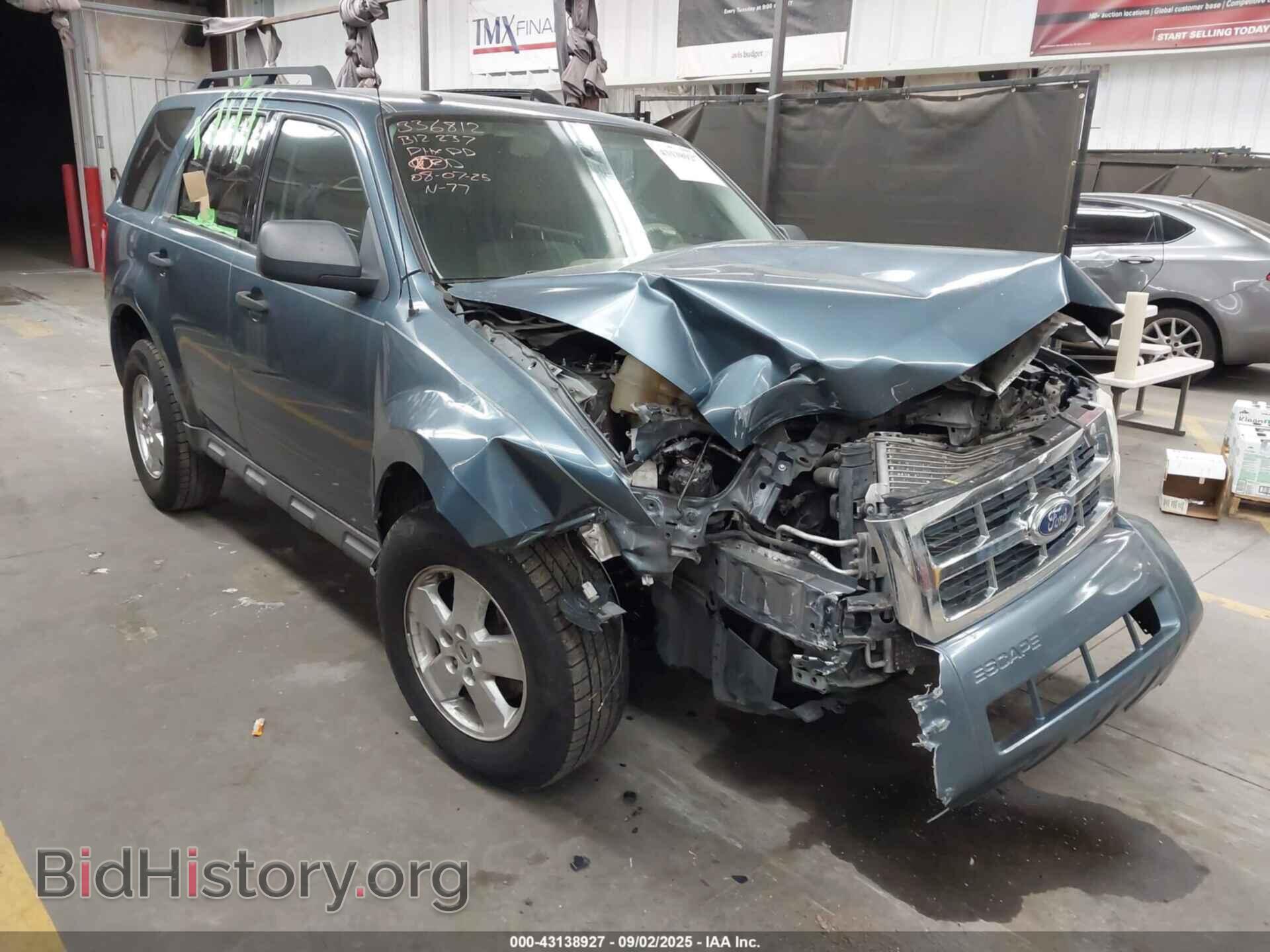 Фотография 1FMCU0DG1CKB12237 - FORD ESCAPE 2012