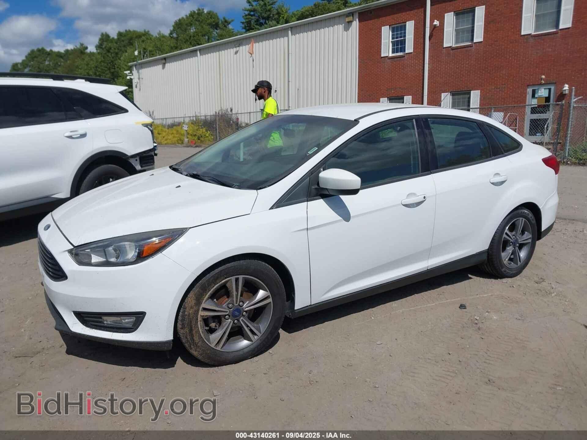 2018 FORD FOCUS - VIN: 1FADP3FEXJL202948 - Фото 2