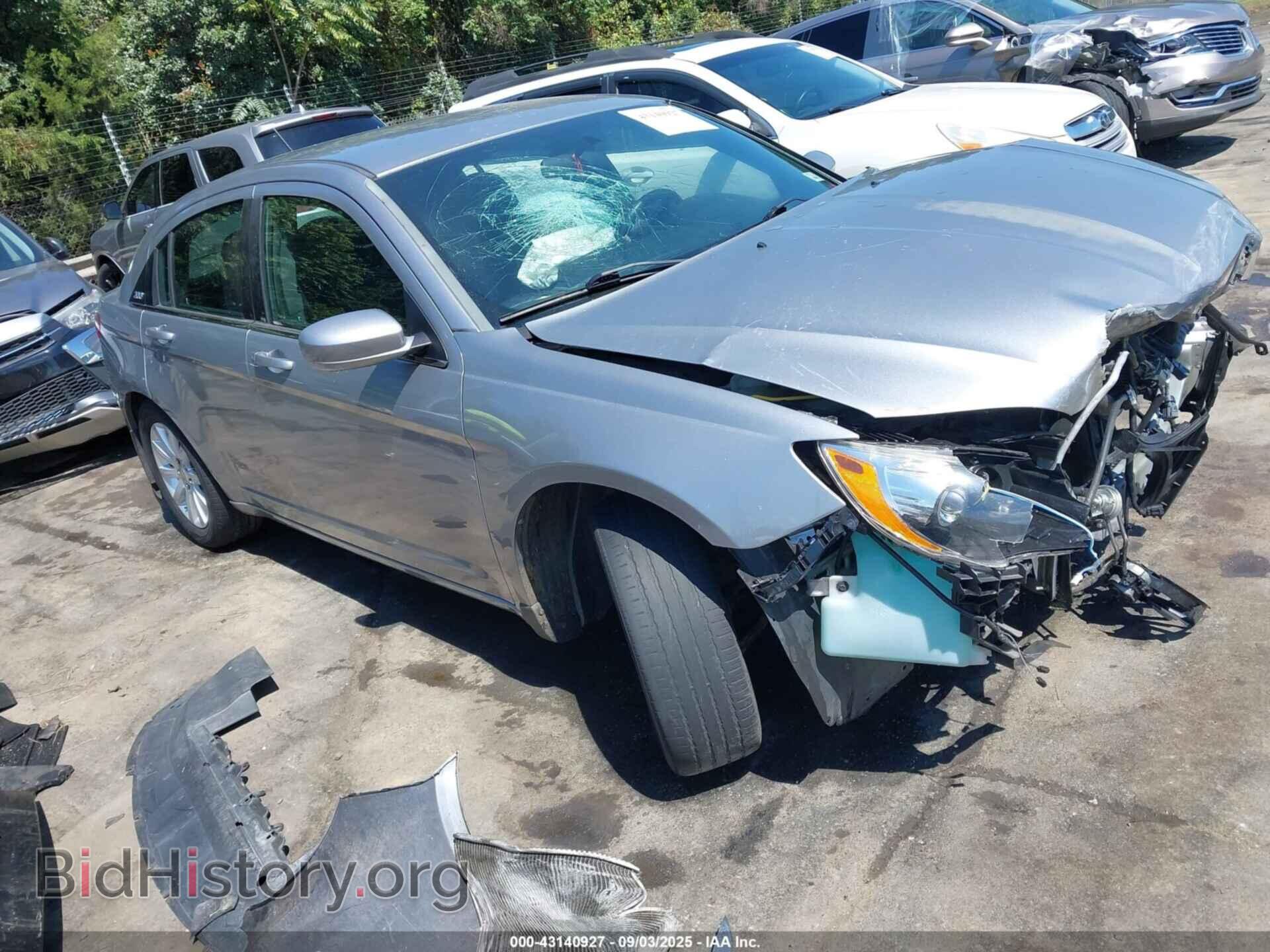 Фотография 1C3CCBBBXDN595936 - CHRYSLER 200 2013