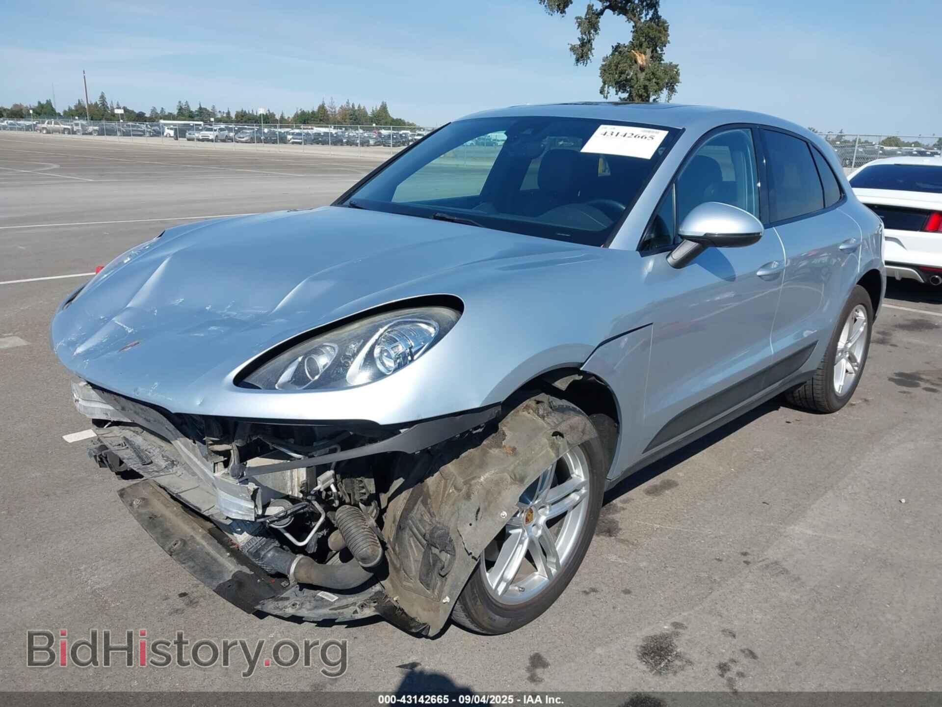 2017 PORSCHE MACAN - VIN: WP1AA2A54HLB02143 - Photo 2